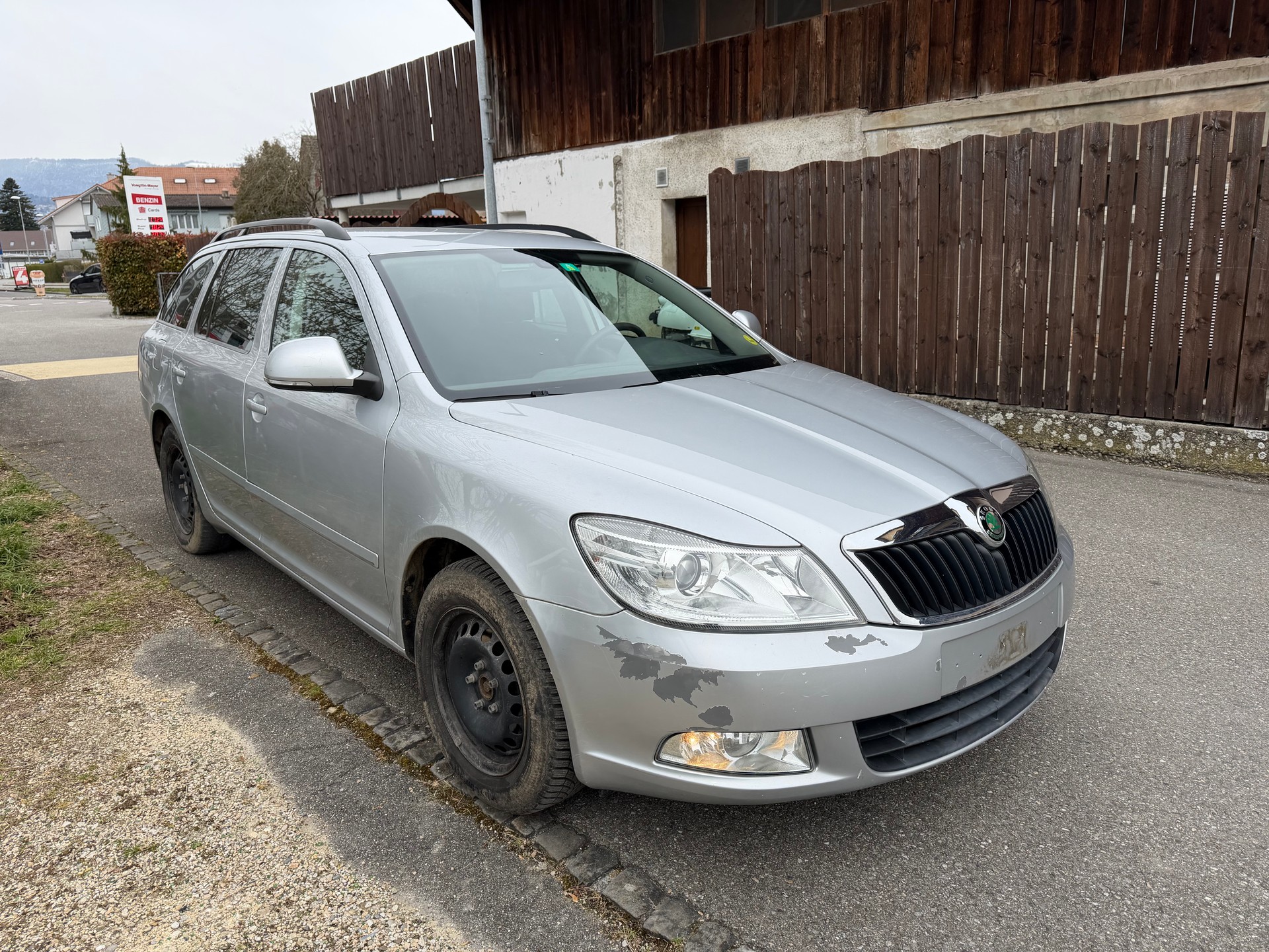 SKODA Octavia Combi 1.6 TDI Ambiente-showroom-element-1