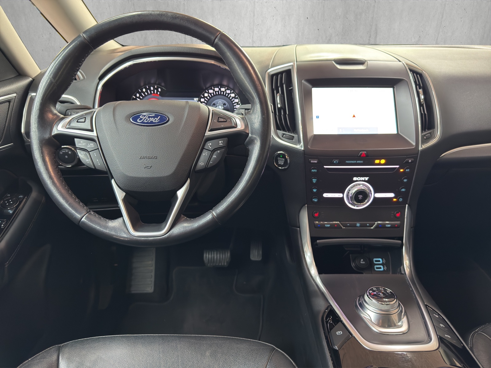 FORD Galaxy 2.0 TDCi Titanium AWD Automatic-image-9