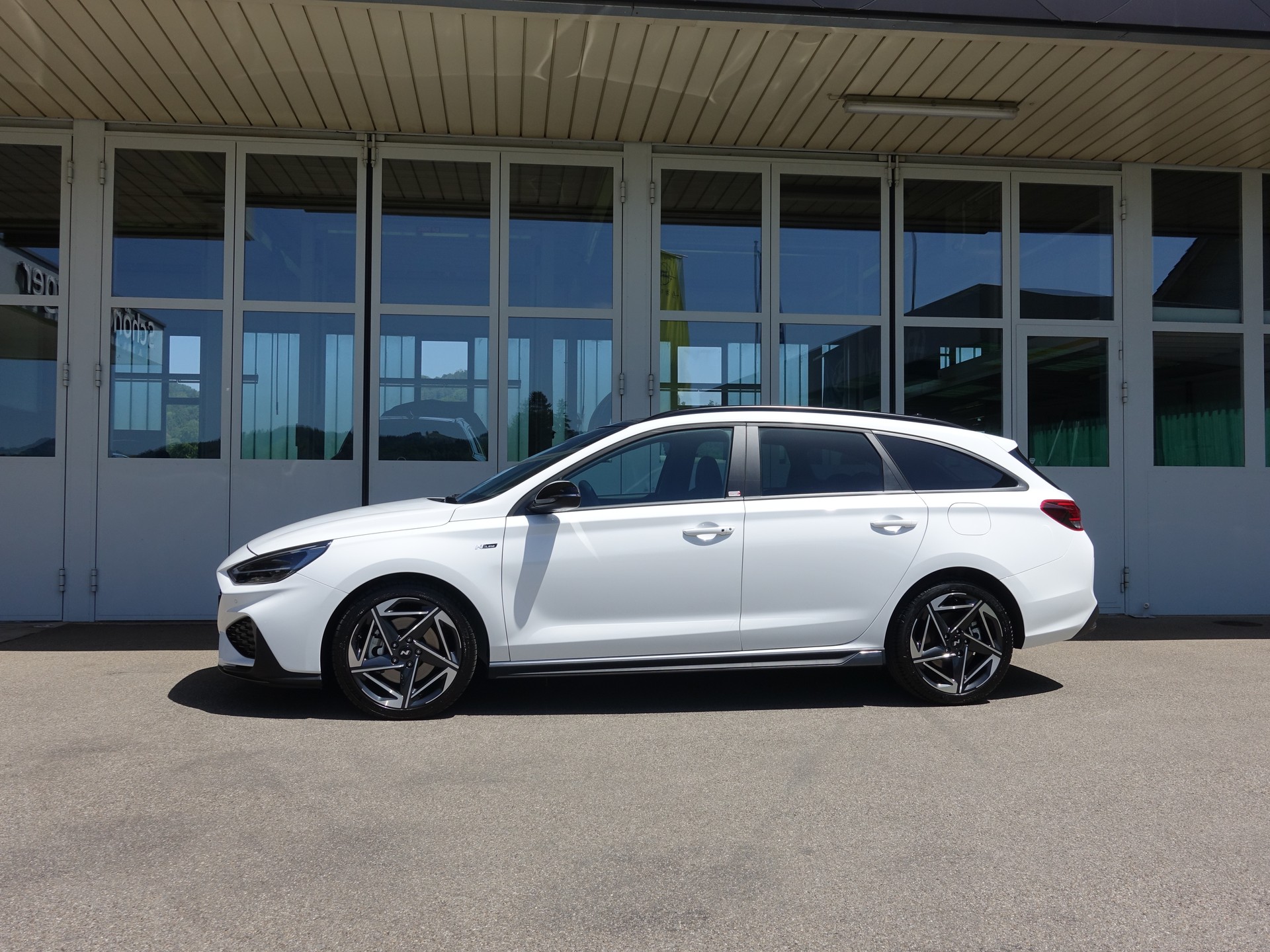 HYUNDAI i30 W 1.5 T-GDi N LineDCT-showroom-element-2