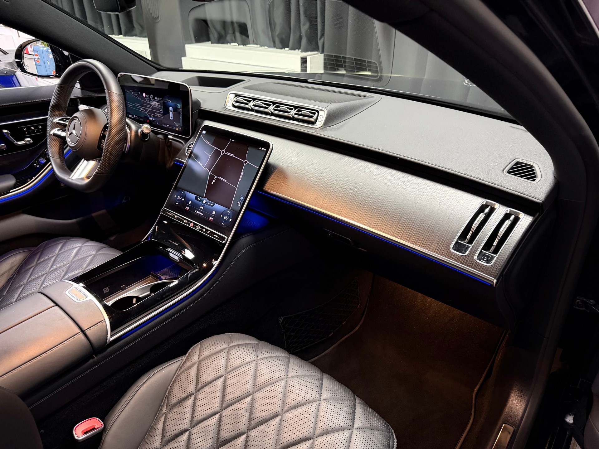 MERCEDES-BENZ S 580 L 4Matic AMG Line 9G-Tronic-image-30