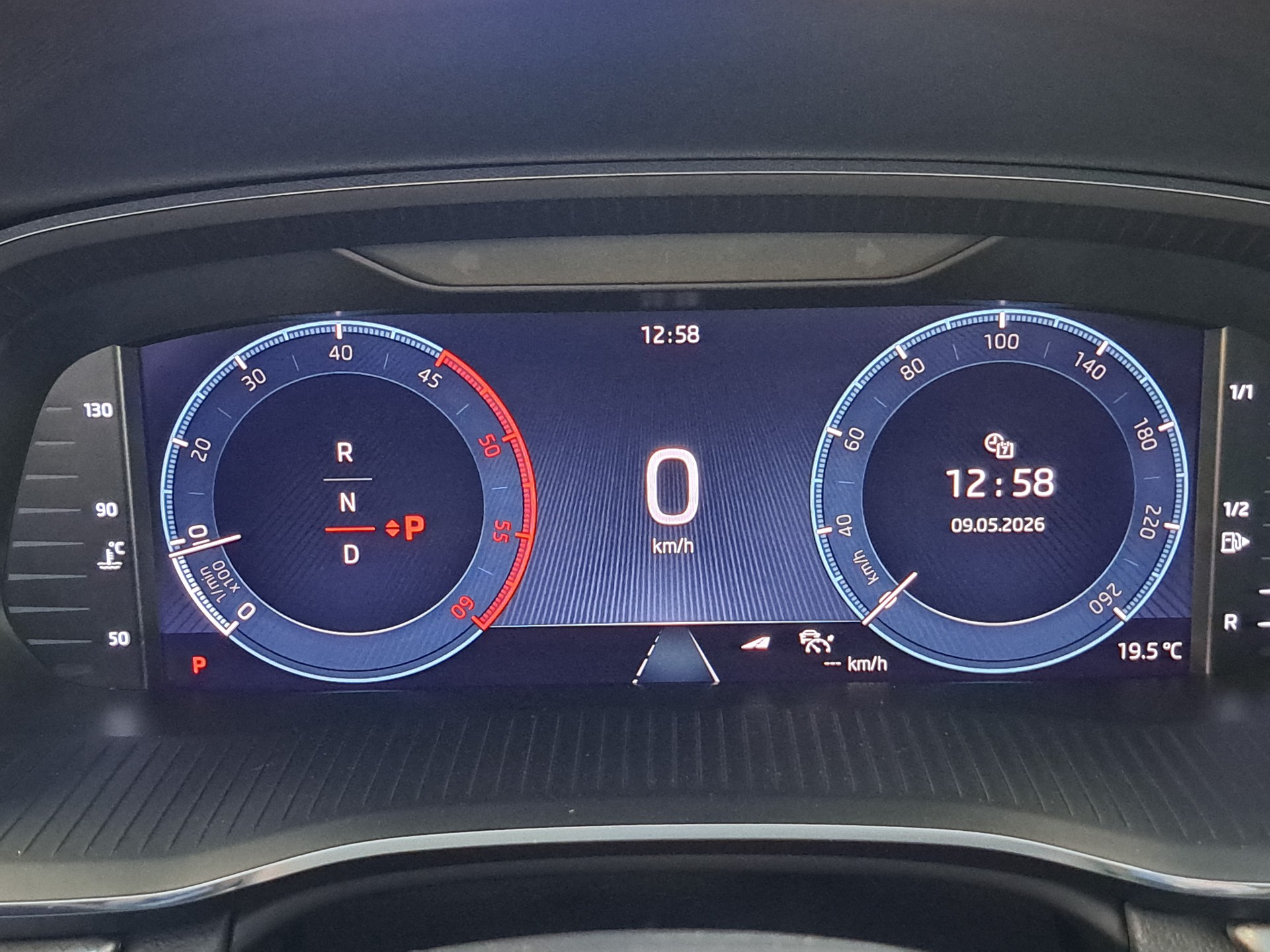SKODA Octavia Combi 2.0 TDI DSG Ambition 4x4-image-9