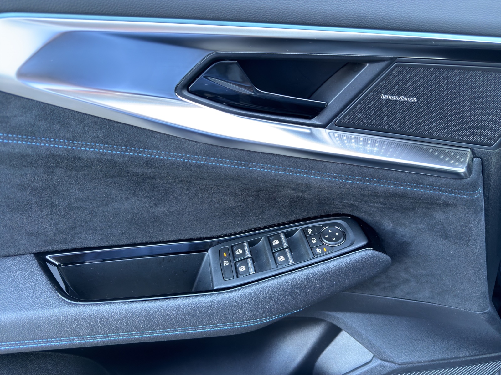 RENAULT Espace 1.2 E-Tech 200 Esprit Alpine-image-9
