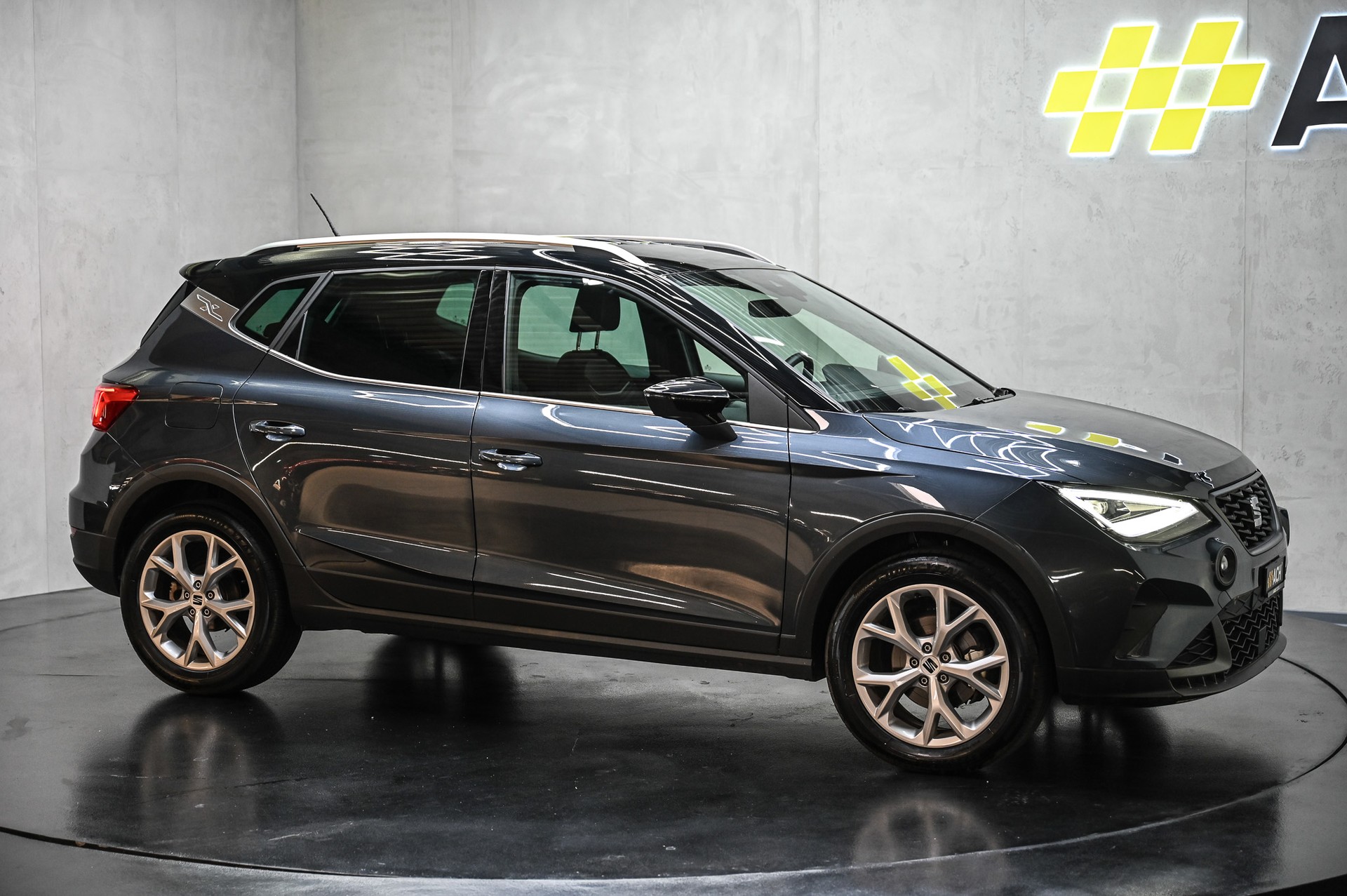 SEAT Arona 1.0 TSI 115 FR DSG-image-11