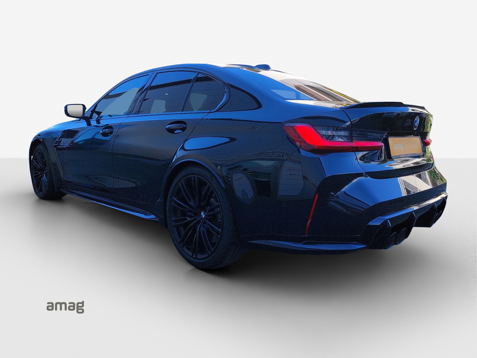 BMW M3 Competition M xDrive-showroom-element-2