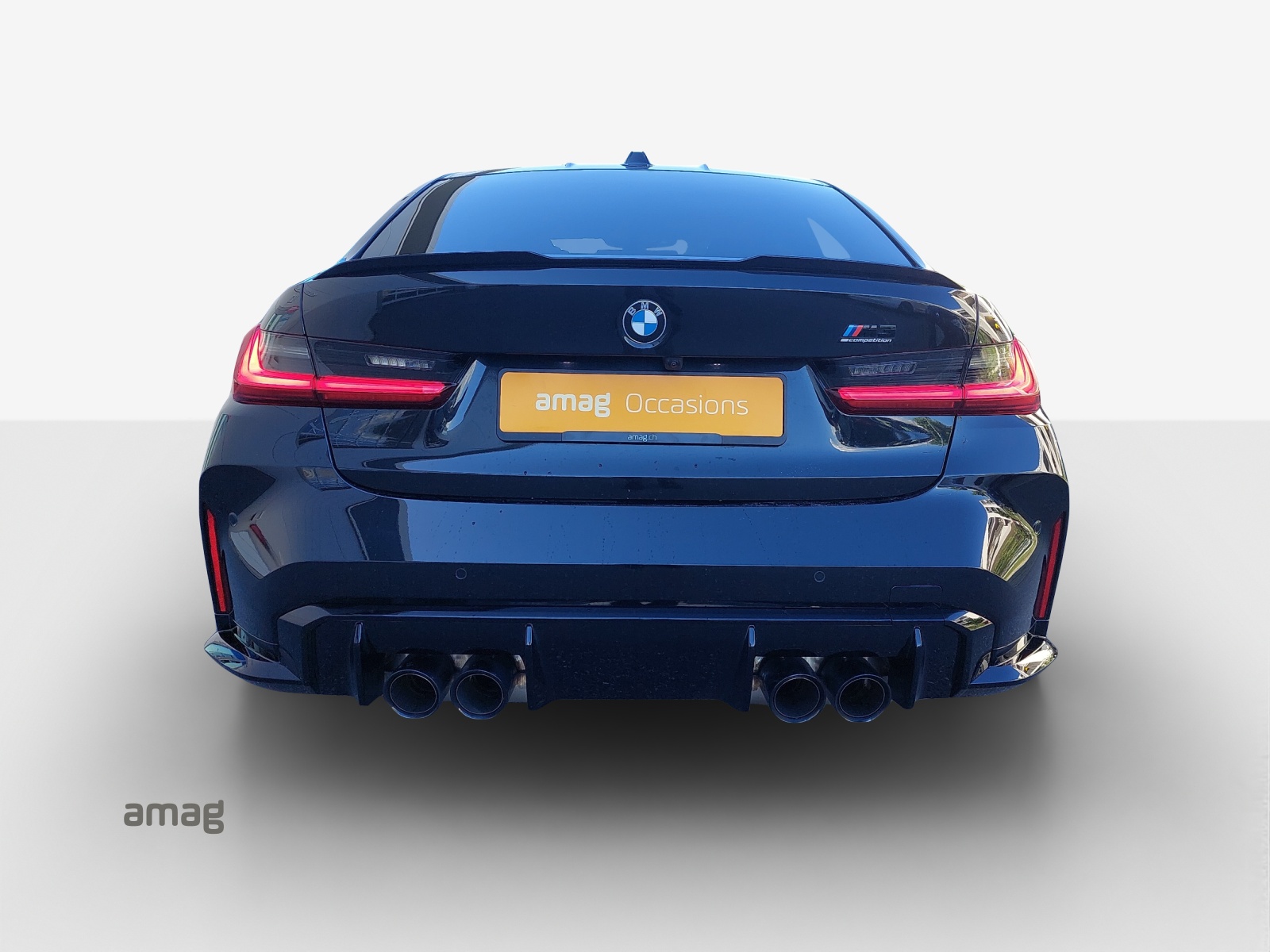 BMW M3 Competition M xDrive-showroom-element-3