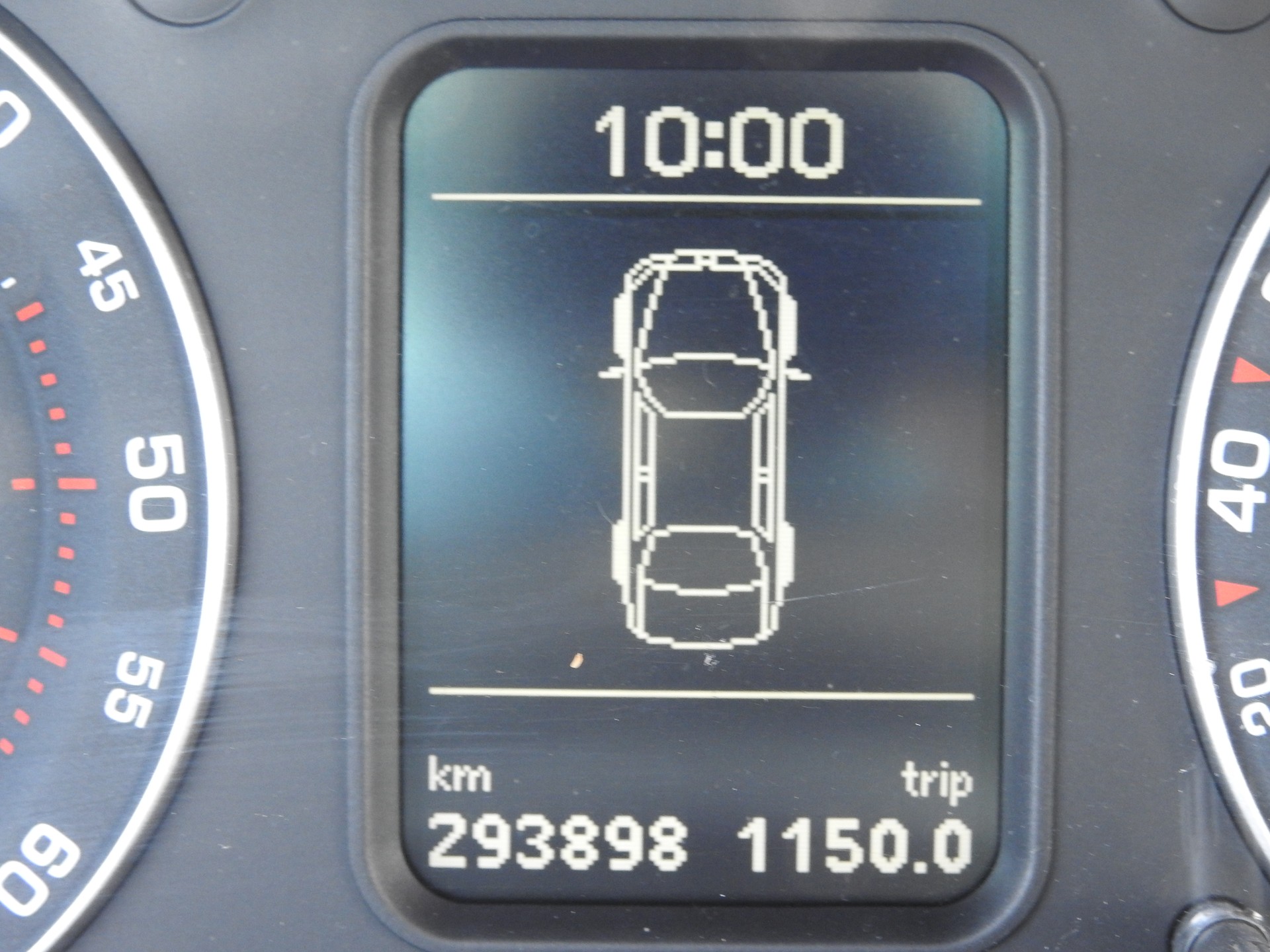 SKODA Octavia Scout 2.0 TDI 4x4-image-23