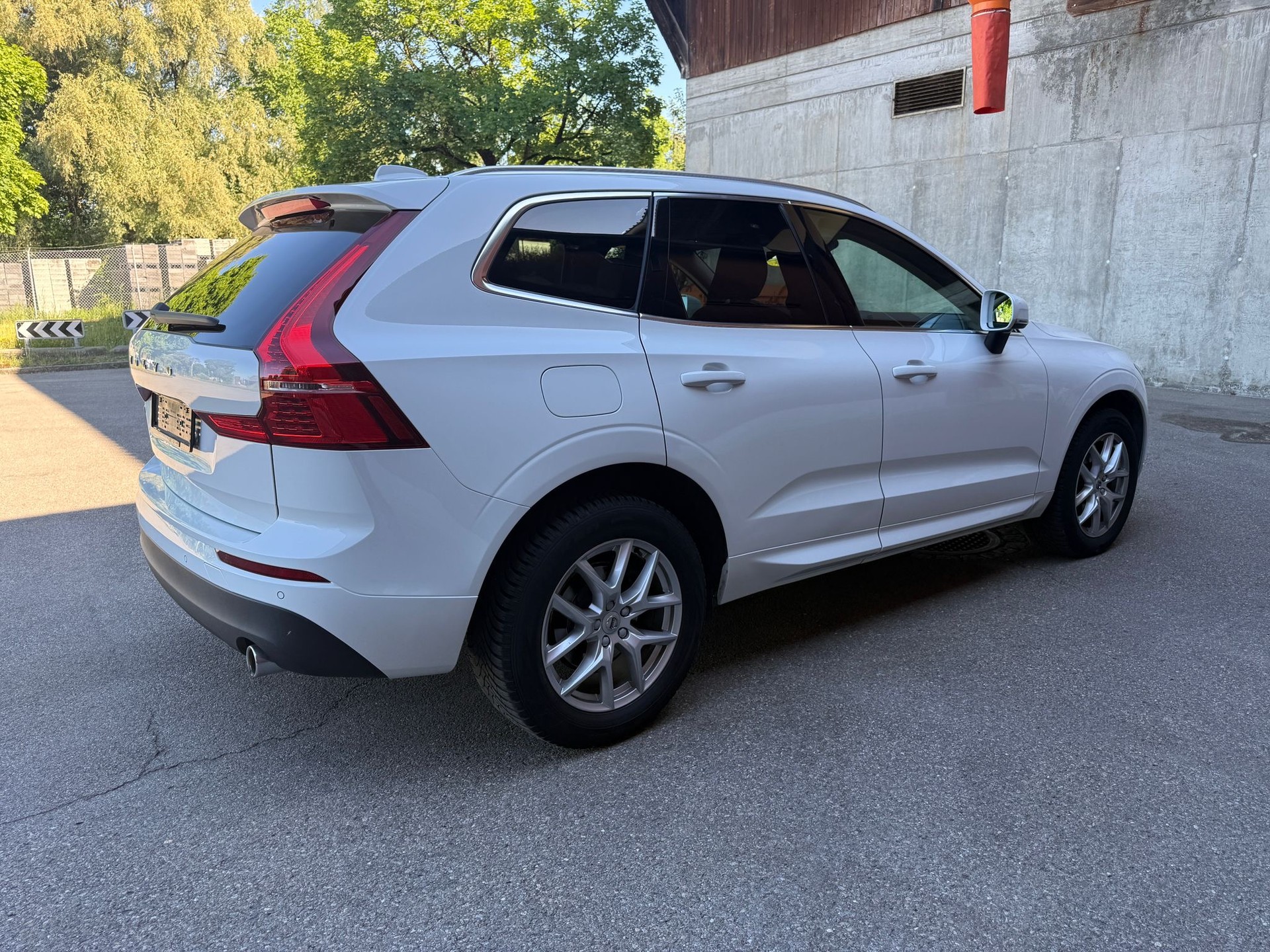VOLVO XC60 D4 AWD Momentum Geartronic-image-7