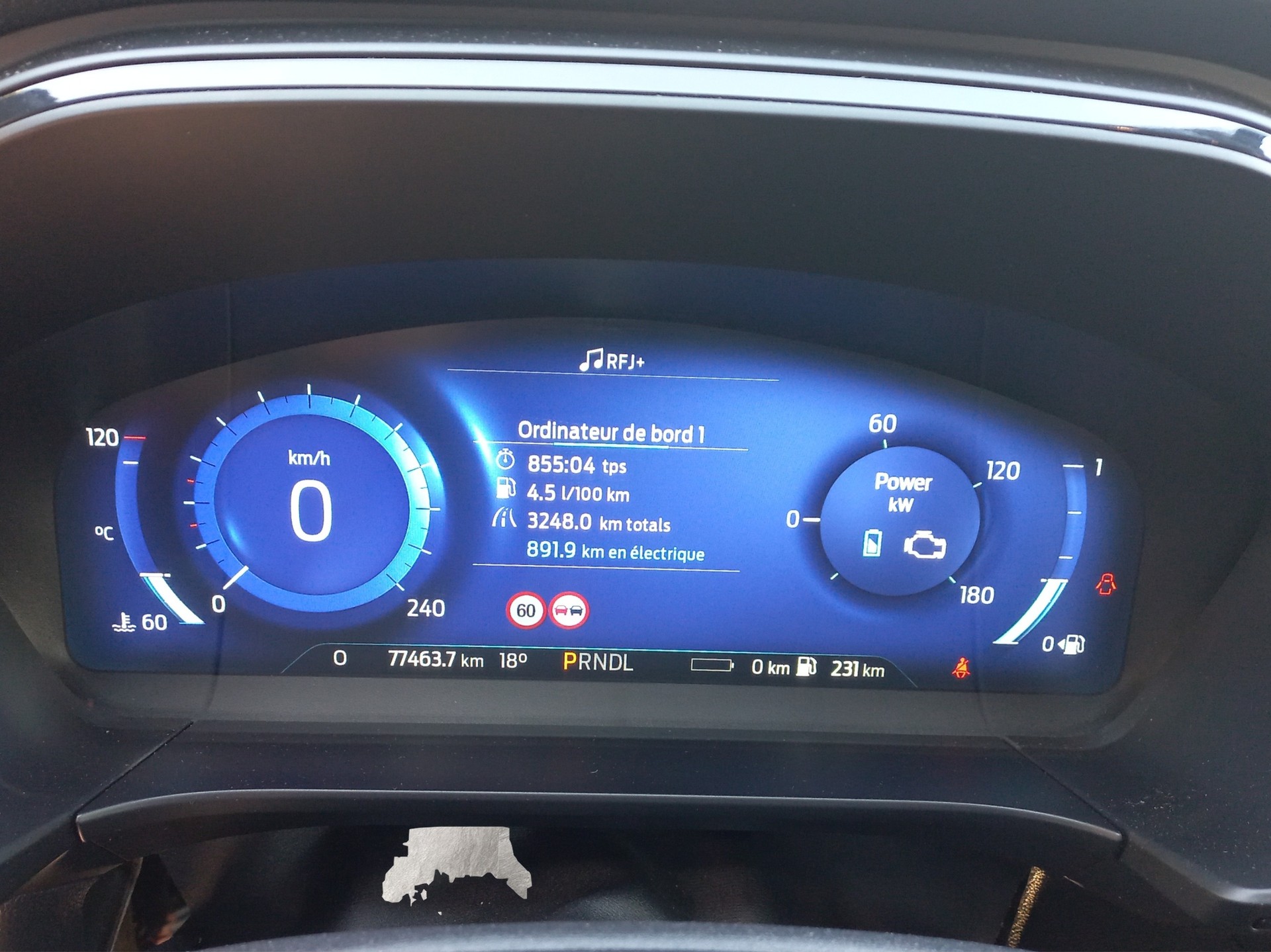 FORD Kuga 2.5 PHEV ST-Line X 2WD-image-10