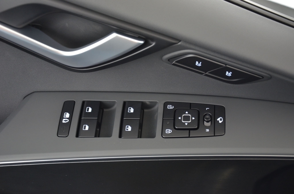 KIA Niro EV Style Plus-image-28