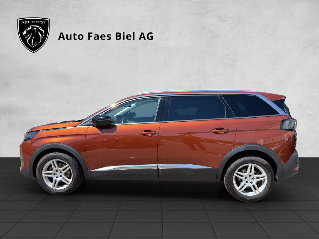 PEUGEOT 5008 1.2 PureTech Allure Pack-image-2