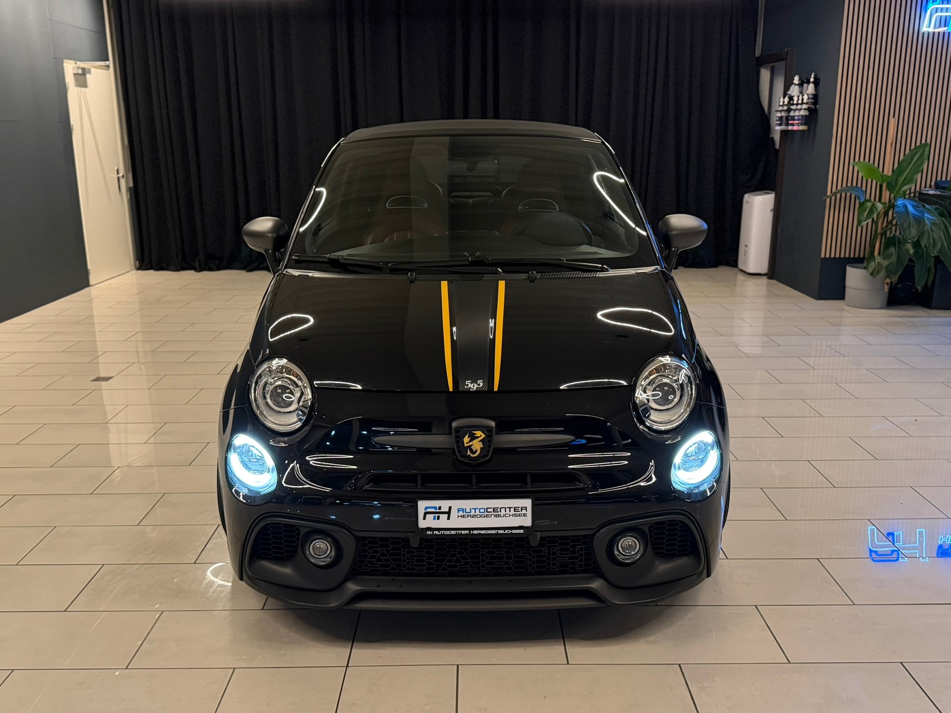 FIAT 595C 1.4 16V Turbo Abarth Competizione-showroom-element-1