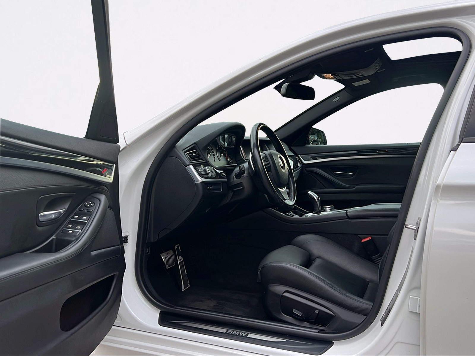 BMW 525d xDrive Steptronic-image-11