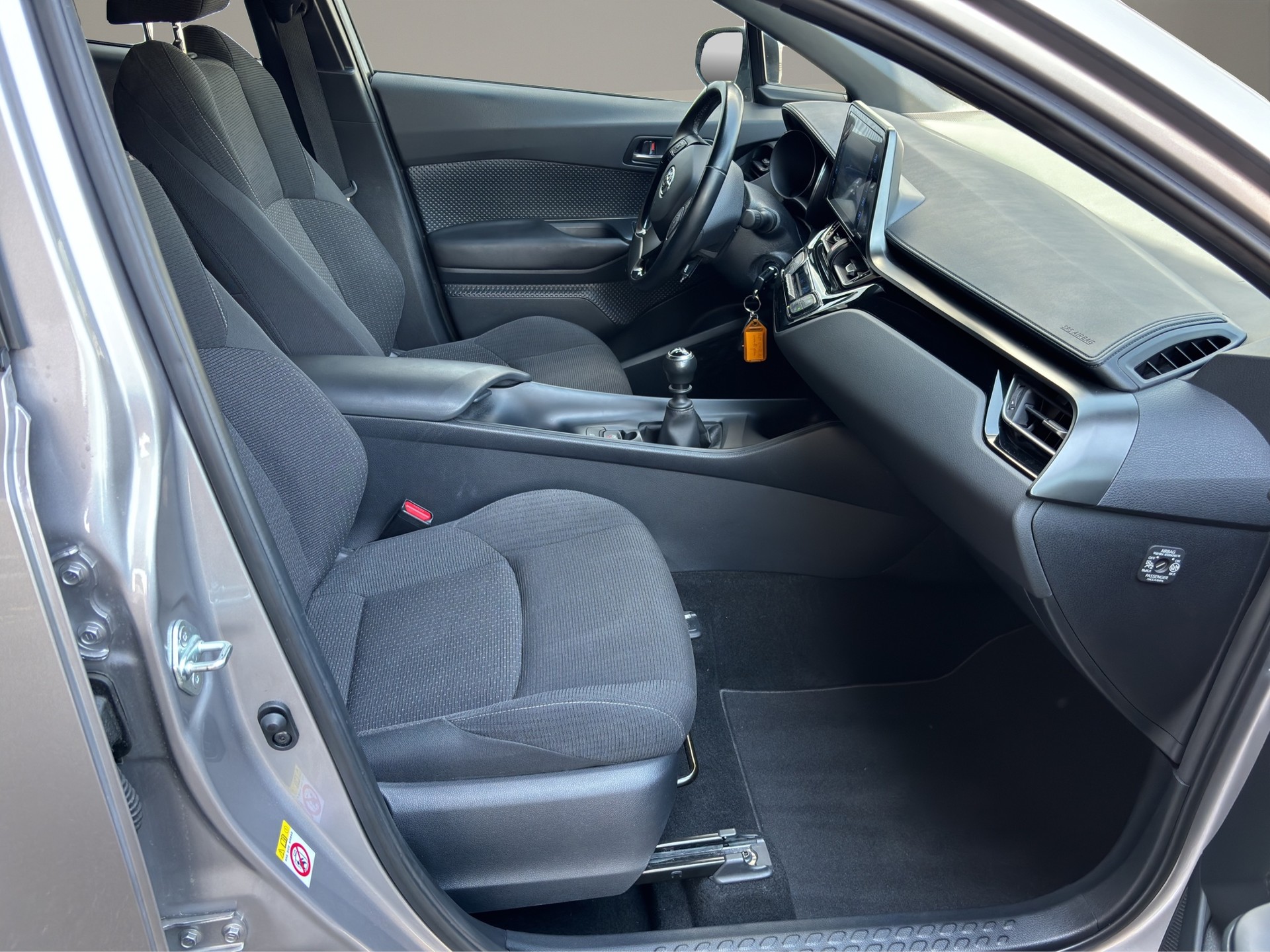 TOYOTA C-HR 1.2 Turbo Comfort-image-16