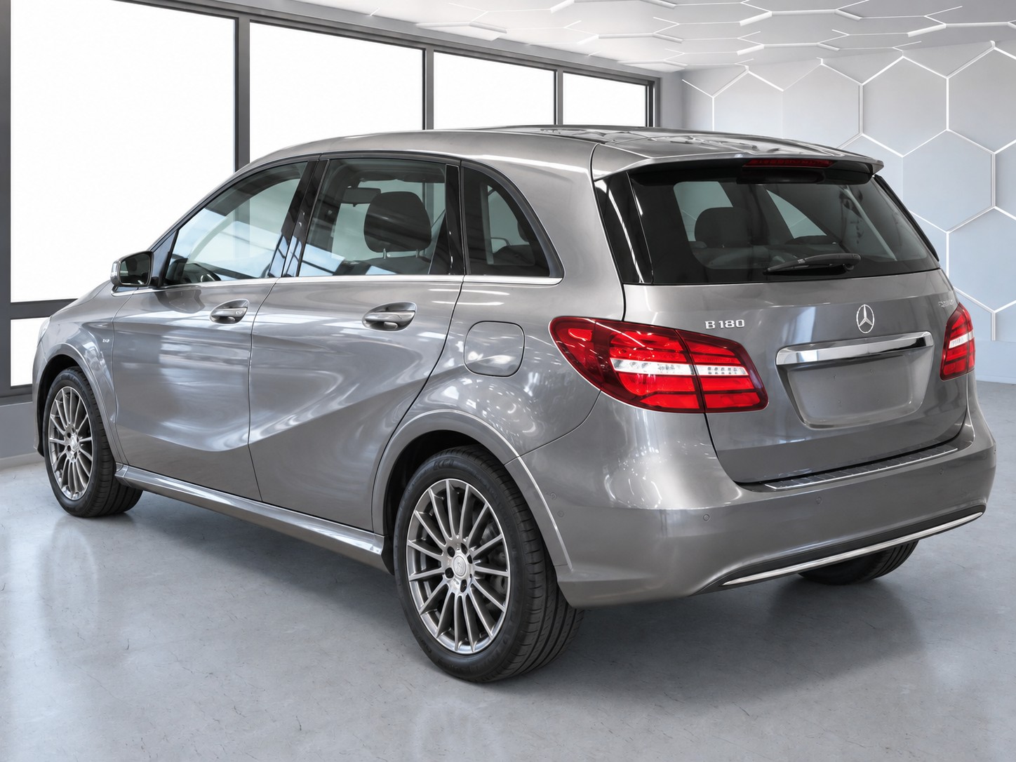 MERCEDES-BENZ Electric Drive-image-2