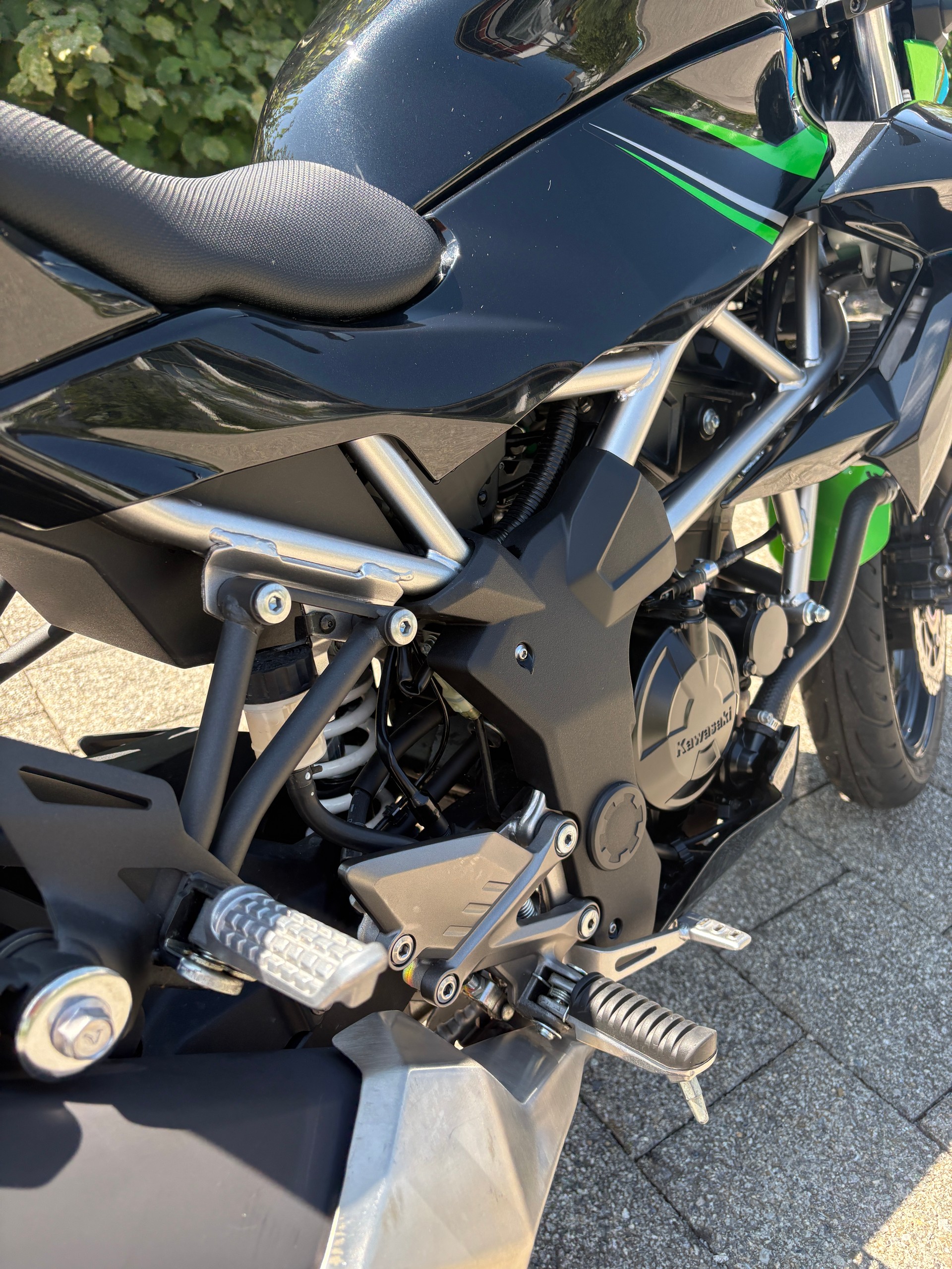KAWASAKI Z 125-image-6
