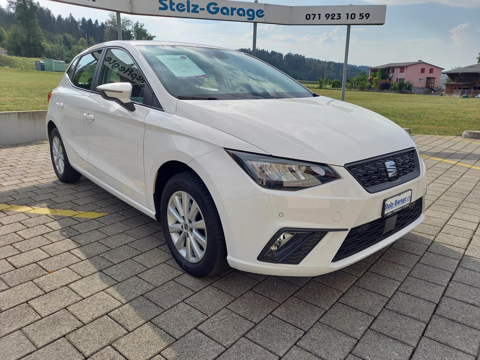 SEAT Ibiza 1.0 EcoTSI Style DSG-showroom-element-3