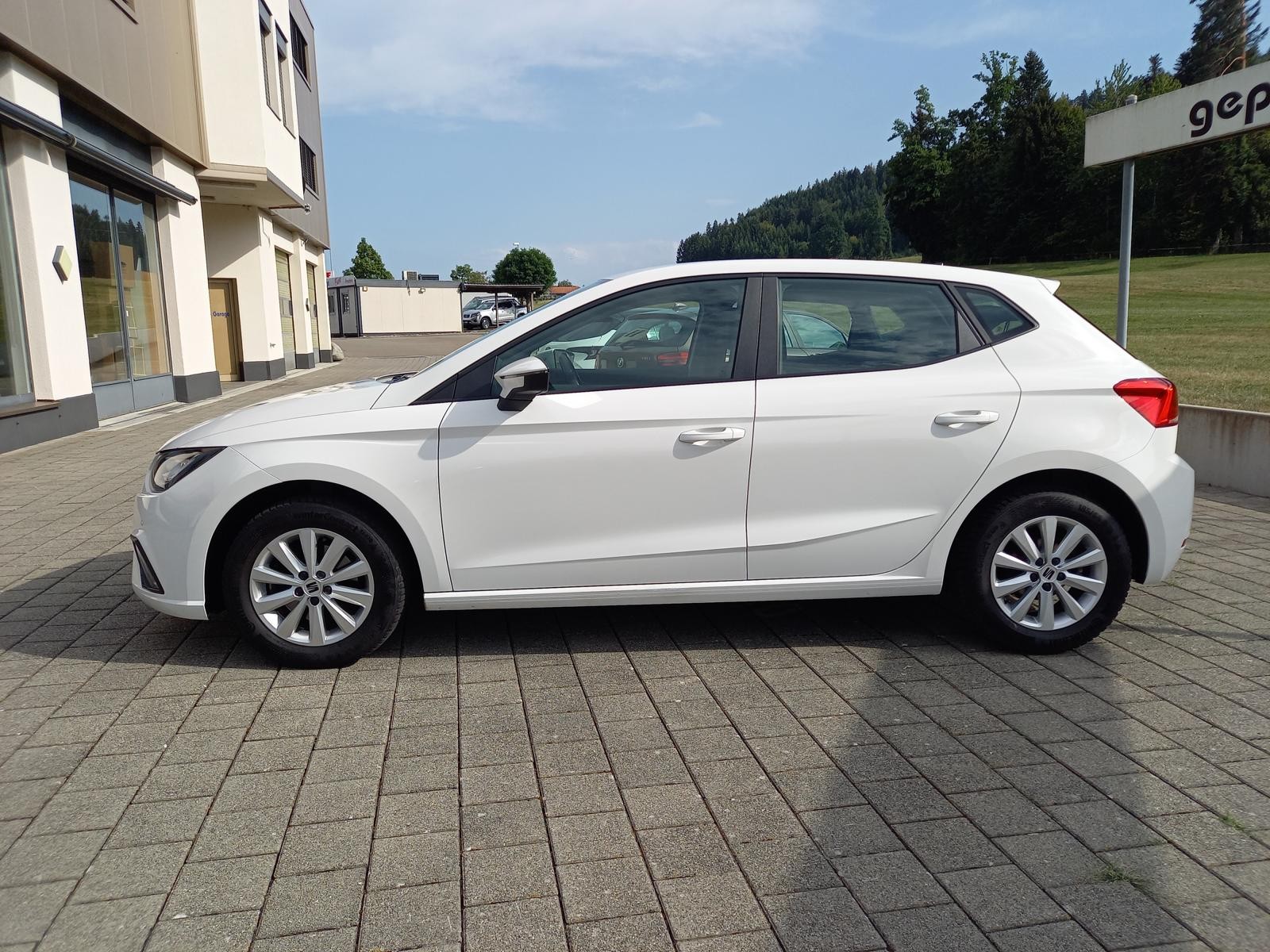 SEAT Ibiza 1.0 EcoTSI Style DSG-showroom-element-2