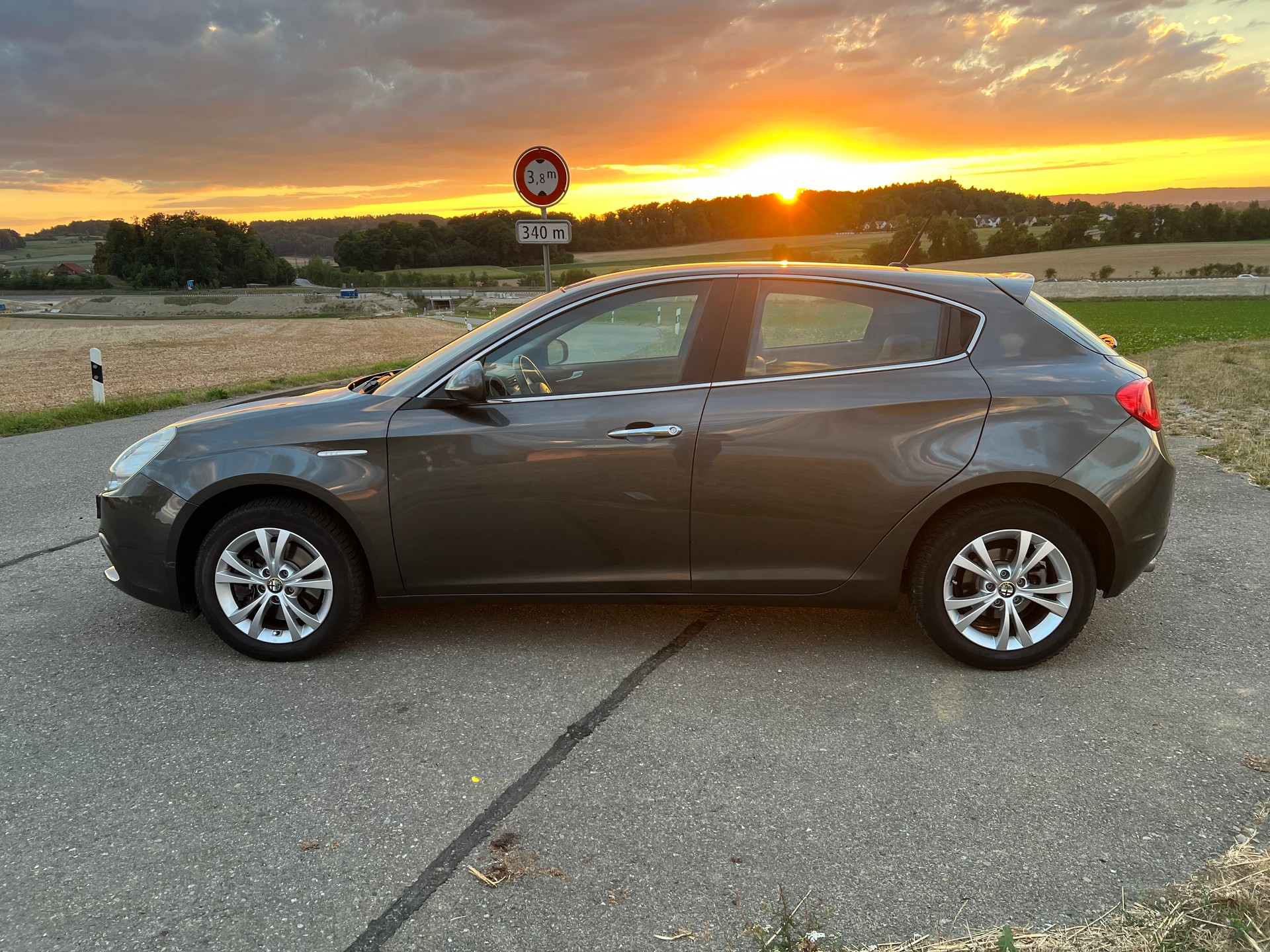 ALFA ROMEO Giulietta 2.0 JTDM Distinctive TCT-image-7