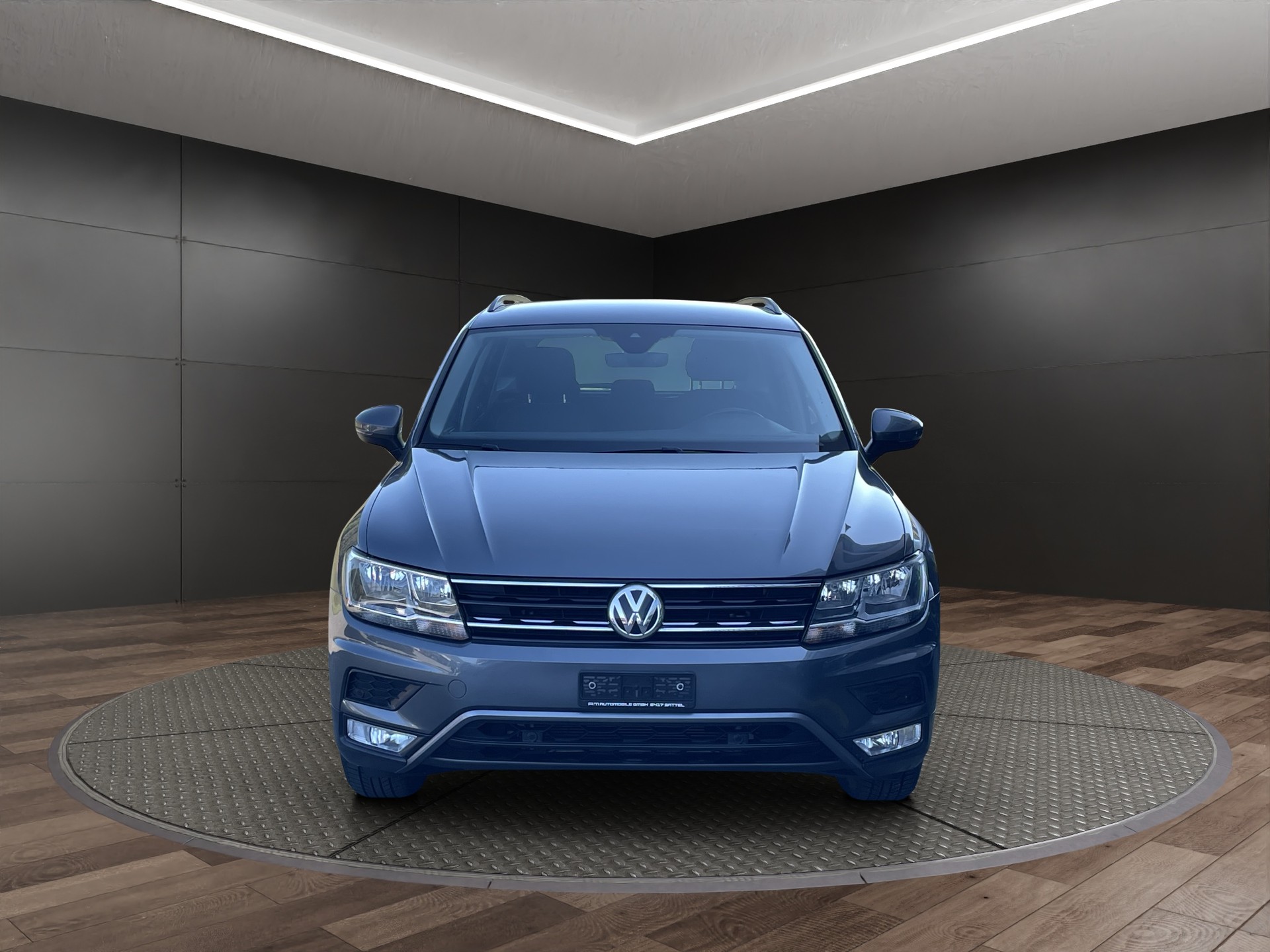 VW Tiguan 2.0 TDI SCR Comfortline 4Motion-showroom-element-1