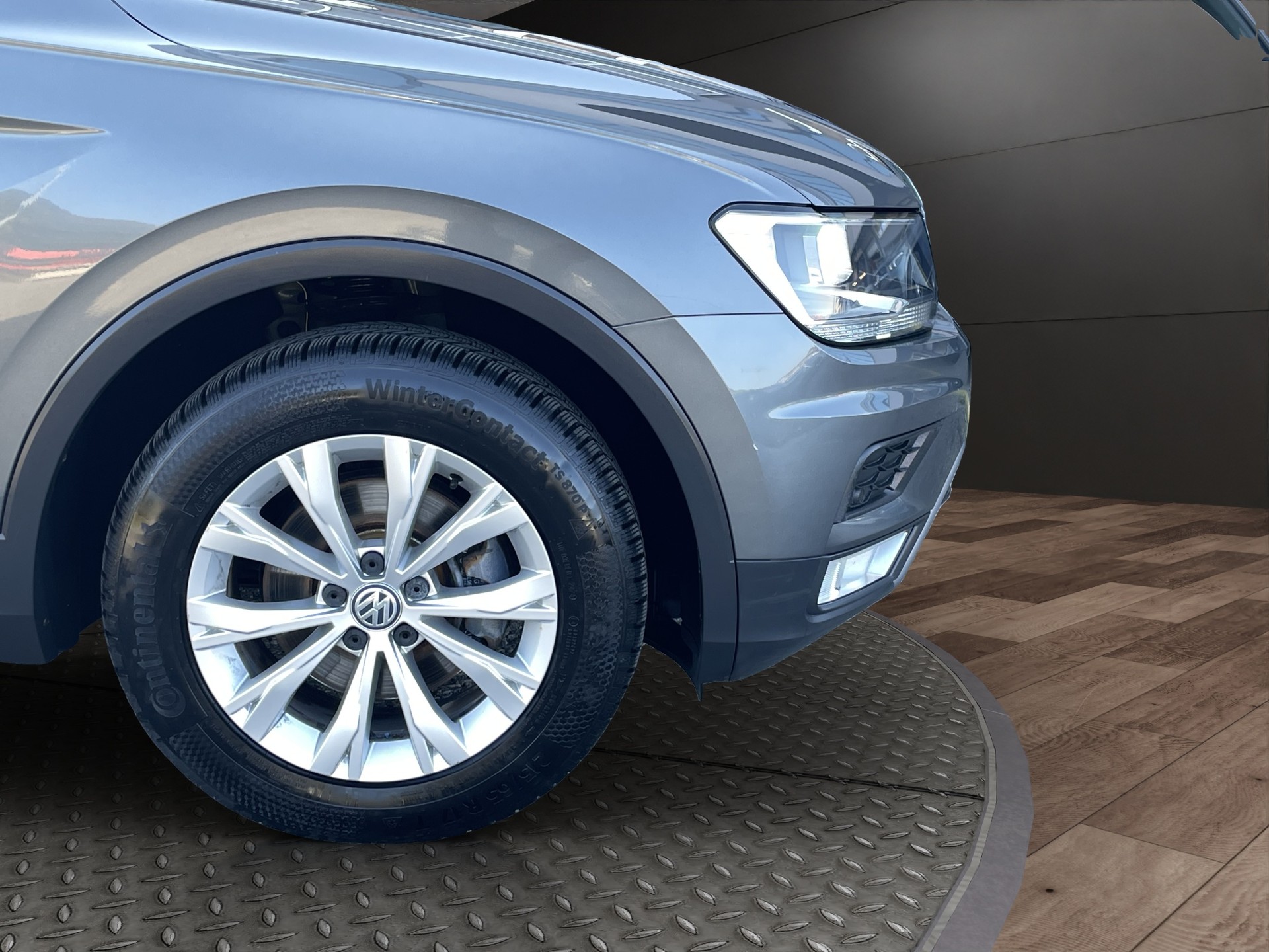 VW Tiguan 2.0 TDI SCR Comfortline 4Motion-showroom-element-3