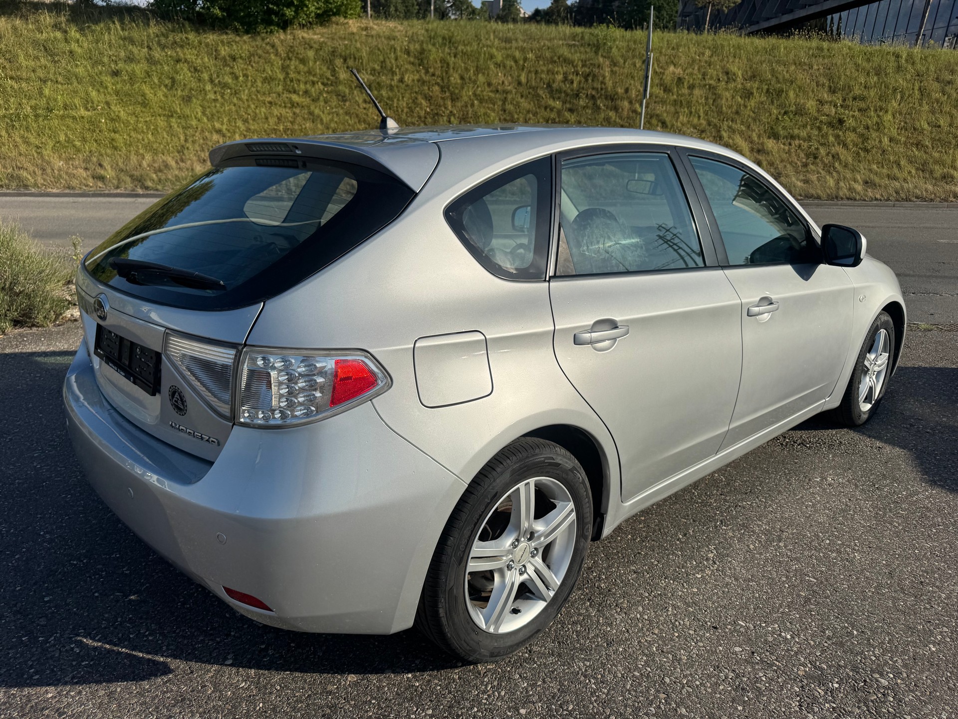 SUBARU Impreza 2.0R Swiss Special Automatic-showroom-element-3