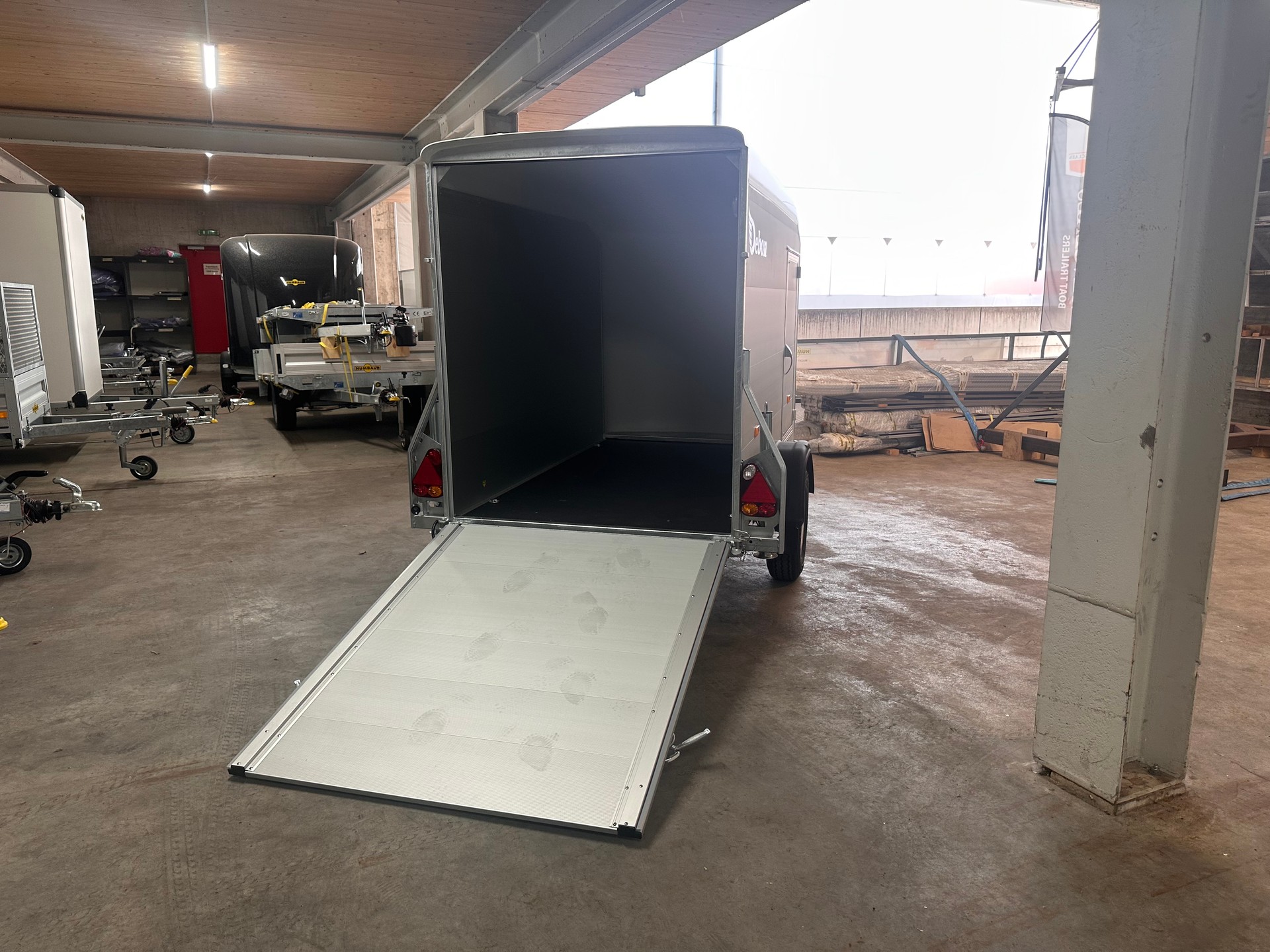 CHEVAL LIBERTE Roadster 255-image-11