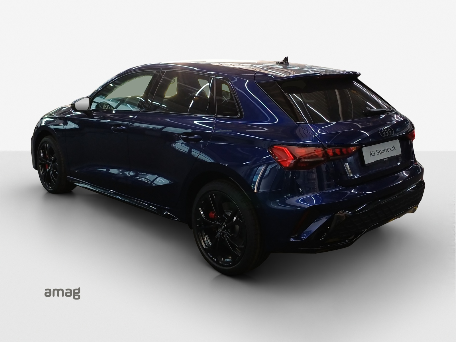 AUDI A3 Sportback TFSI e 200 kW S line Attraction S tronic-showroom-element-2
