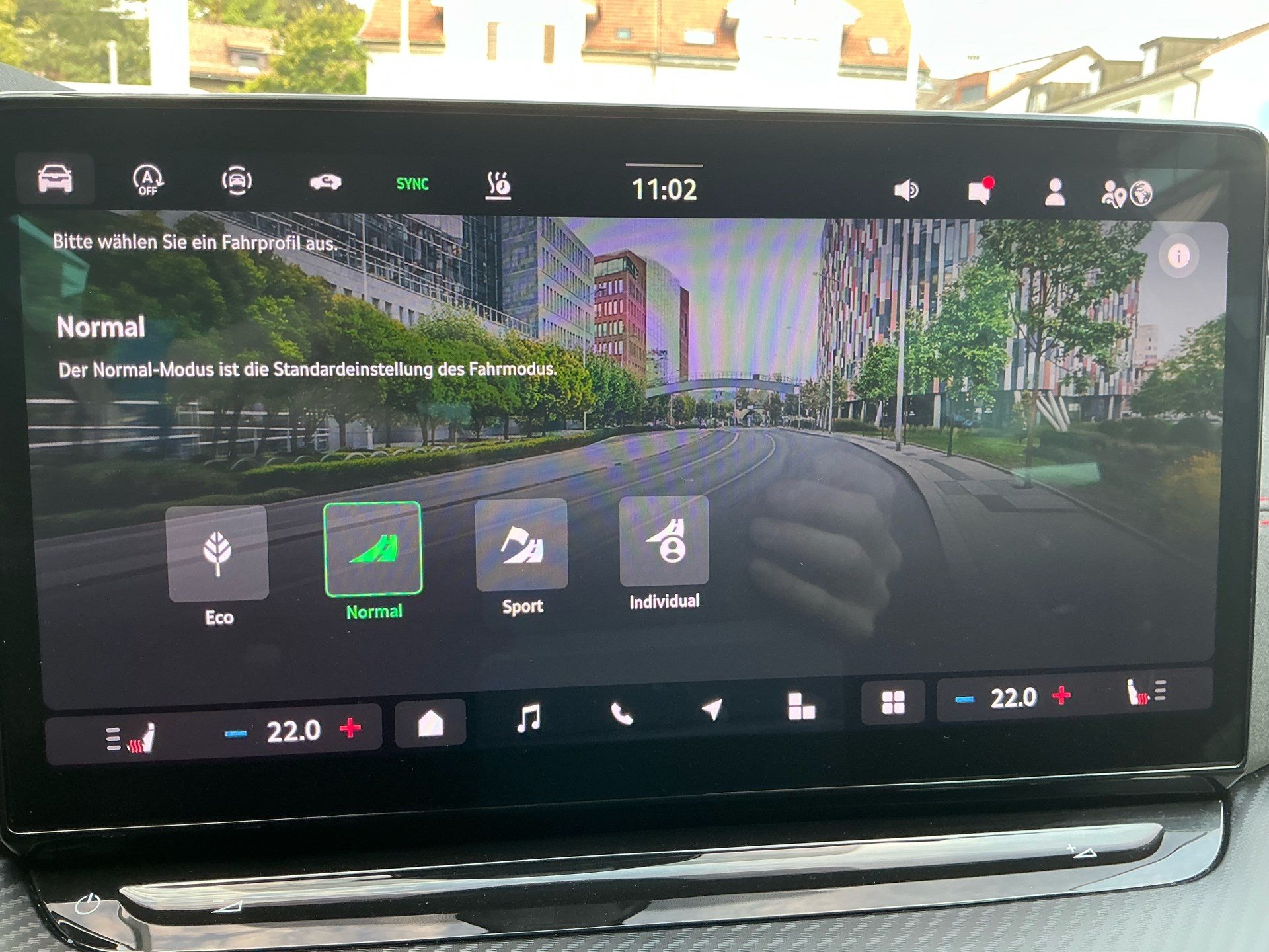 SKODA Octavia Combi 2.0 TSI 265 PS RS ***PANORAMASCHIEBEDACH, ANHÄNGERKUPPLUNG & STANDHEIZUNG***-image-15