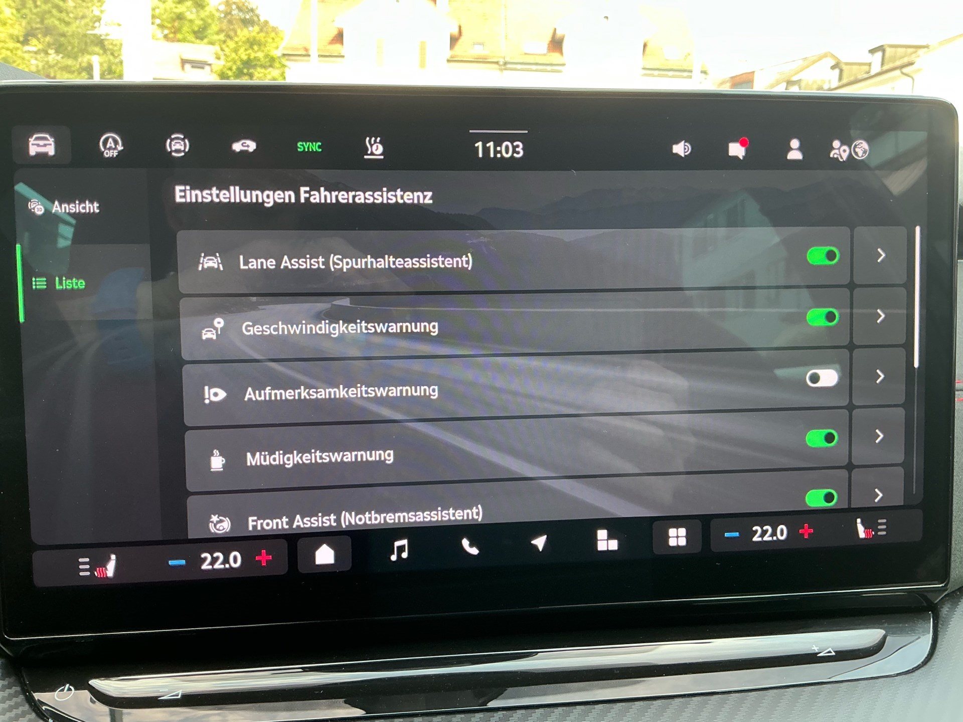 SKODA Octavia Combi 2.0 TSI 265 PS RS ***PANORAMASCHIEBEDACH, ANHÄNGERKUPPLUNG & STANDHEIZUNG***-image-19