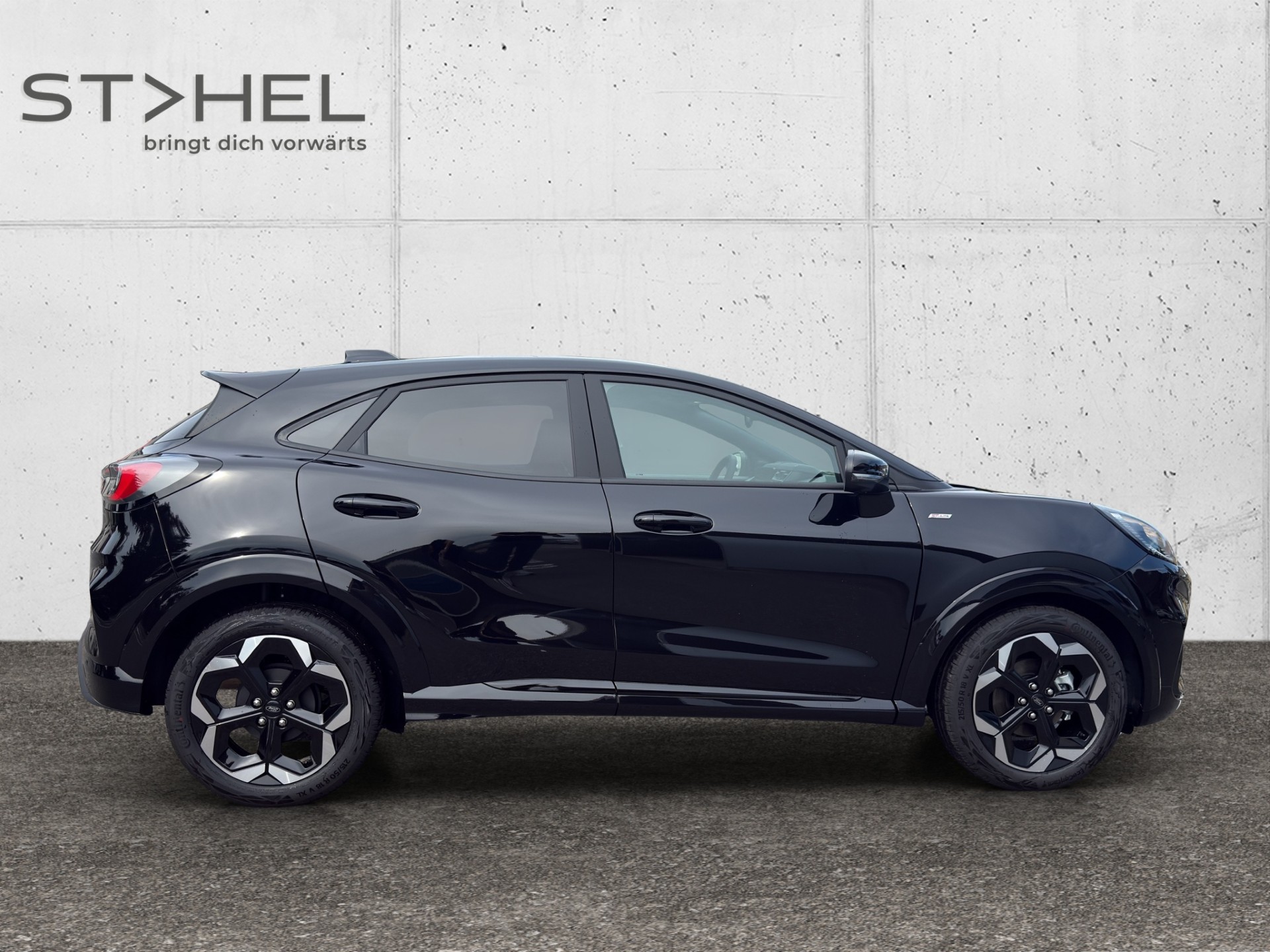 FORD Puma 1.0 EcoB Hybrid 155 ST-Line X (Black&White Ed.)-showroom-element-3