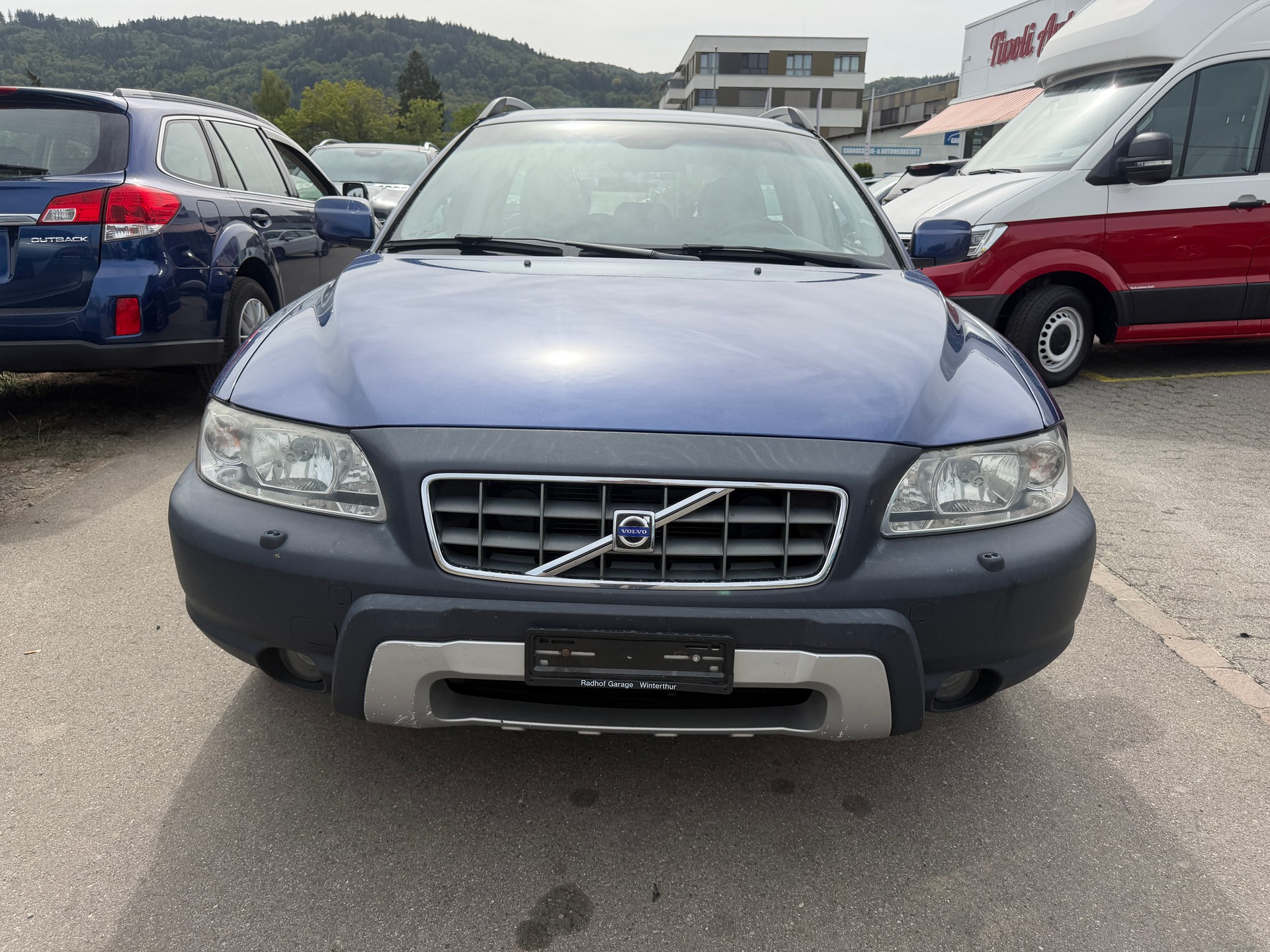 VOLVO XC70 D5 AWD Ocean Race-showroom-element-2