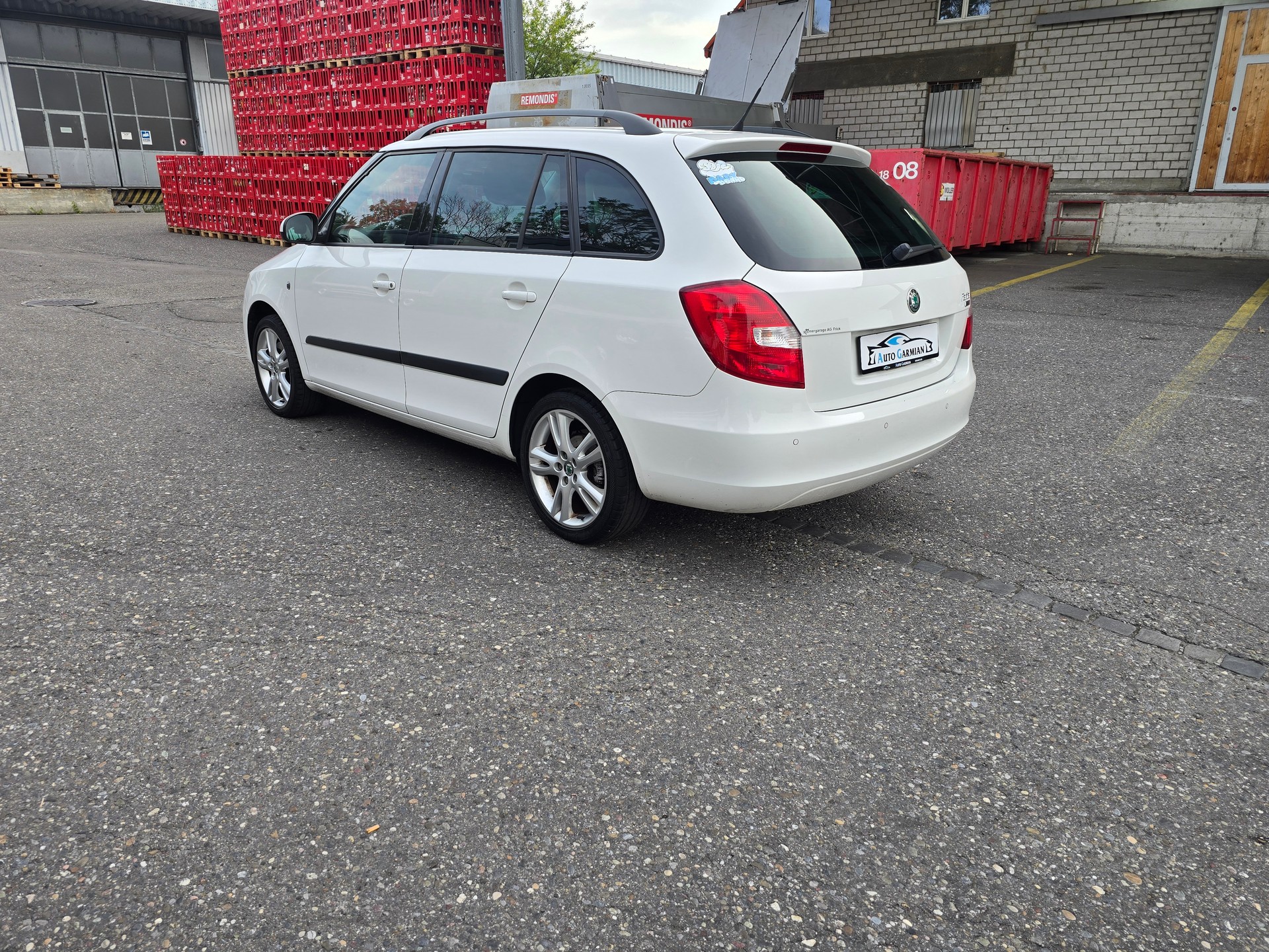 SKODA Fabia 1.2 TSI Classic DSG-image-4