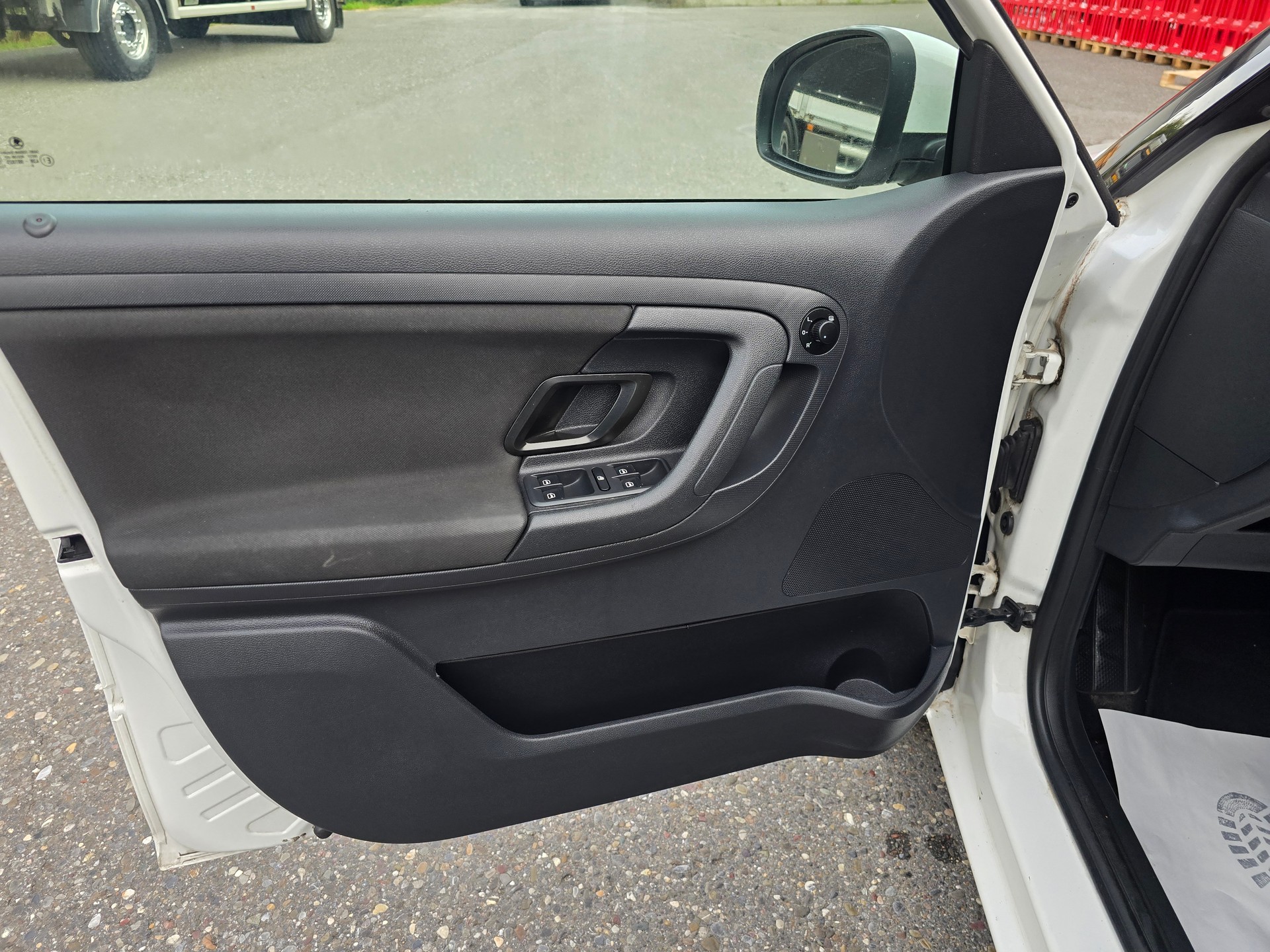 SKODA Fabia 1.2 TSI Classic DSG-image-11