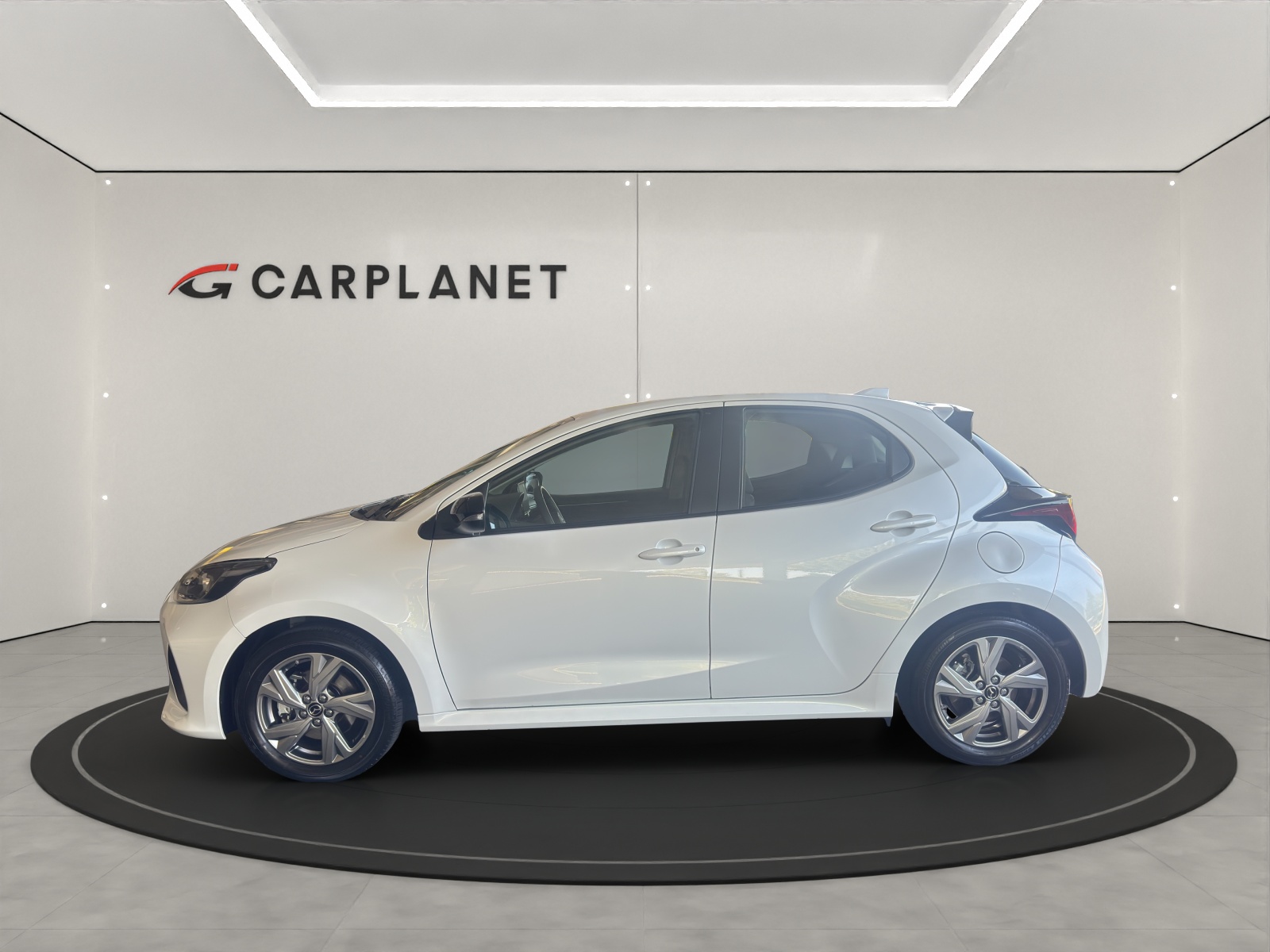 MAZDA 2 1.5 Hybrid 115 PS Exclusive-Line-showroom-element-1