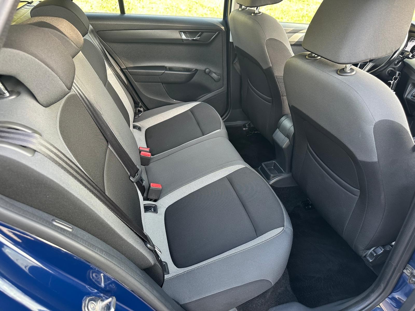 SKODA Fabia 1.2 TSI Ambition-image-10