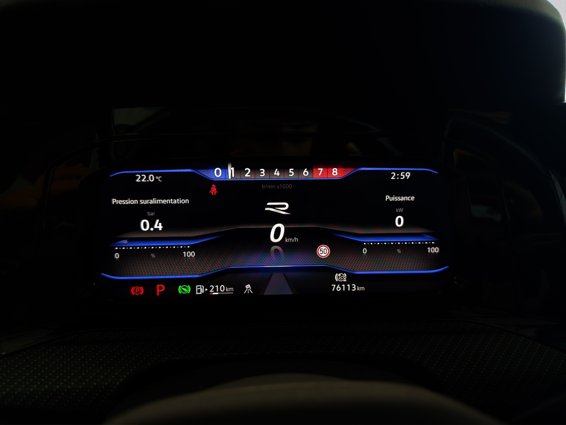 VW Golf 2.0 TSI R DSG 4Motion-image-10