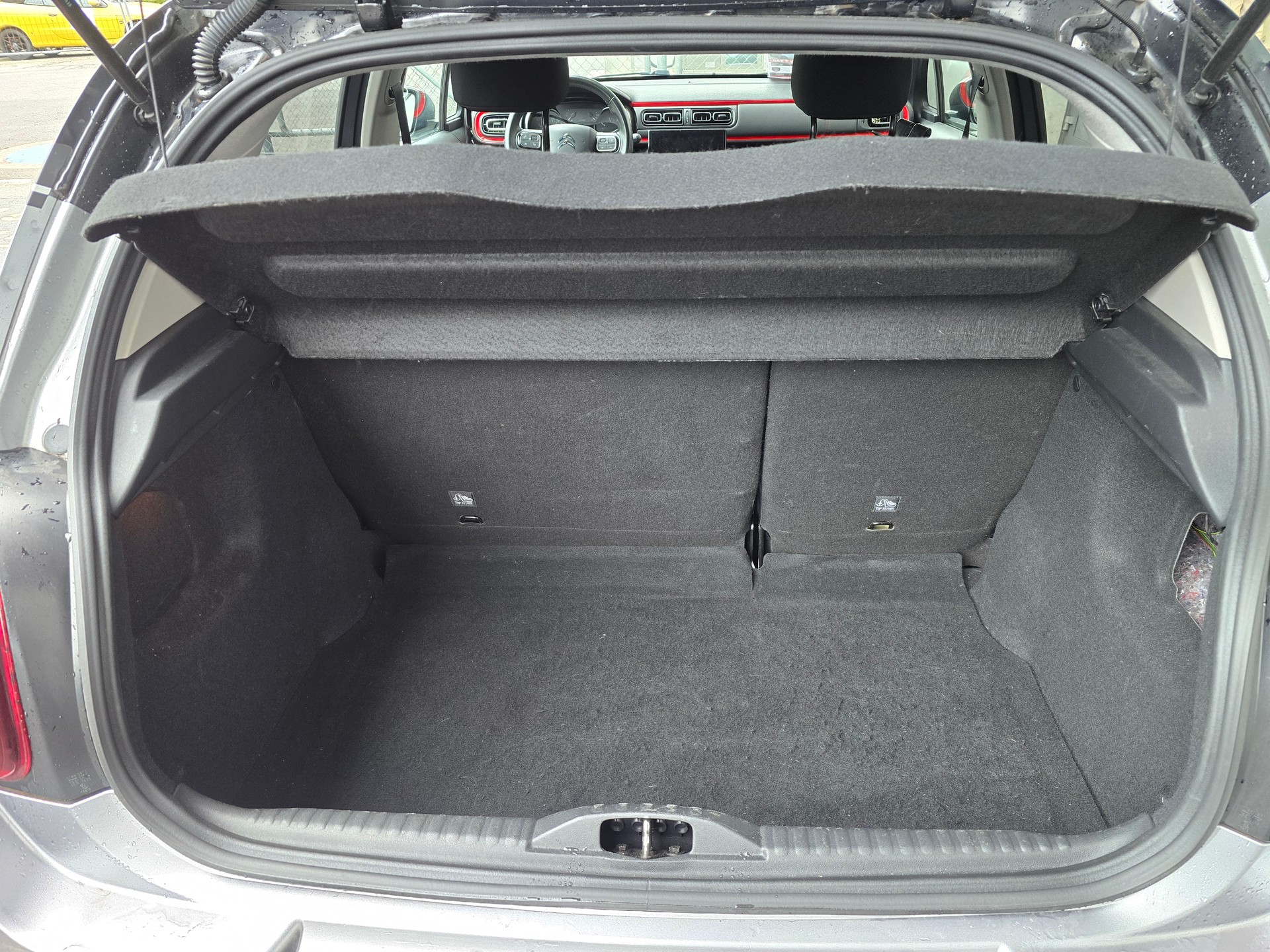 CITROEN C3 1.2i PureTech Shine EAT6 **AB GROSSEM SERVICE ZAHNRIEHMEN***-image-12