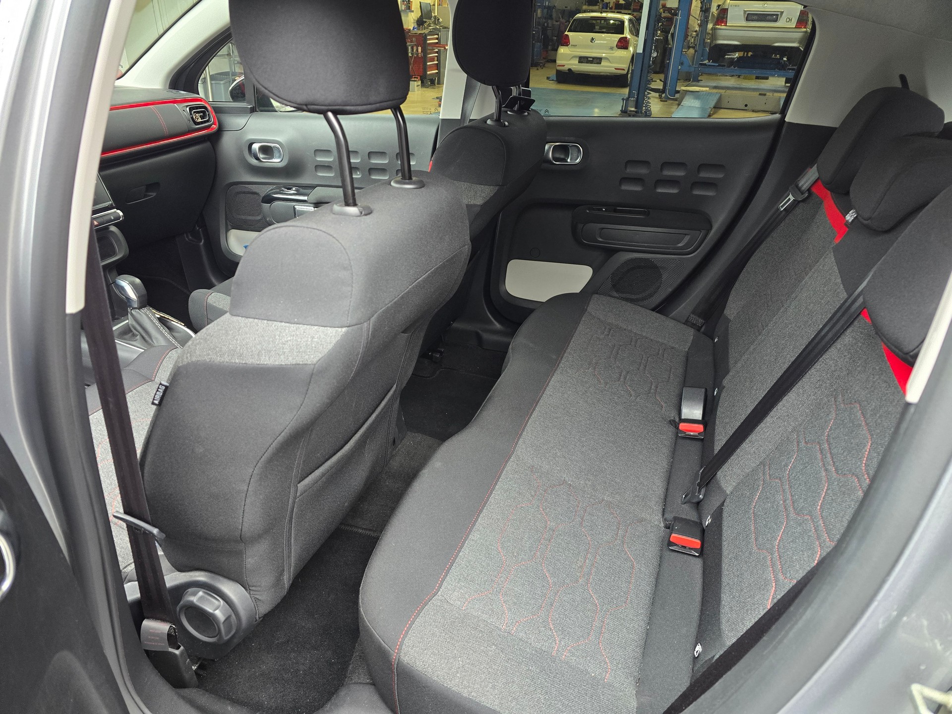 CITROEN C3 1.2i PureTech Shine EAT6 **AB GROSSEM SERVICE ZAHNRIEHMEN***-image-11