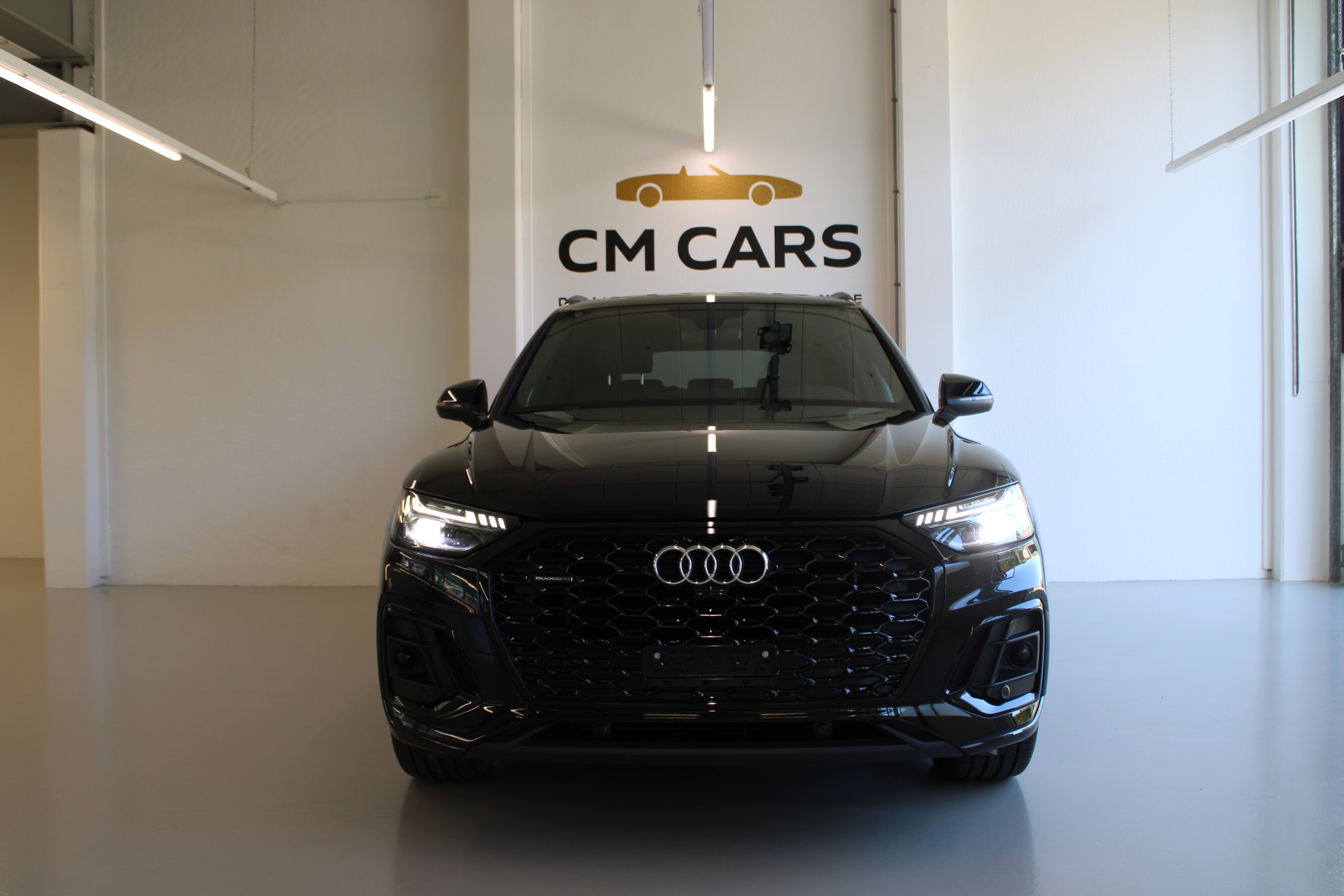AUDI Q5 Sportback 40 TDI S line quattro S-tronic-showroom-element-3