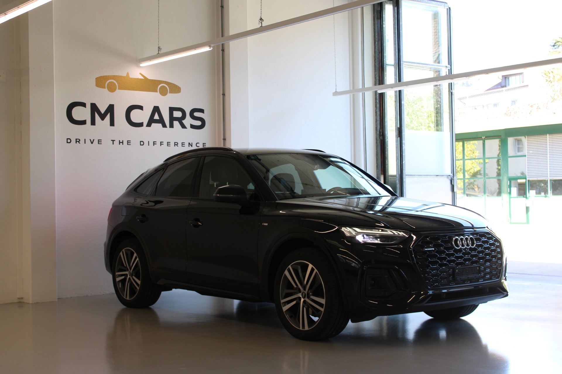 AUDI Q5 Sportback 40 TDI S line quattro S-tronic-showroom-element-2