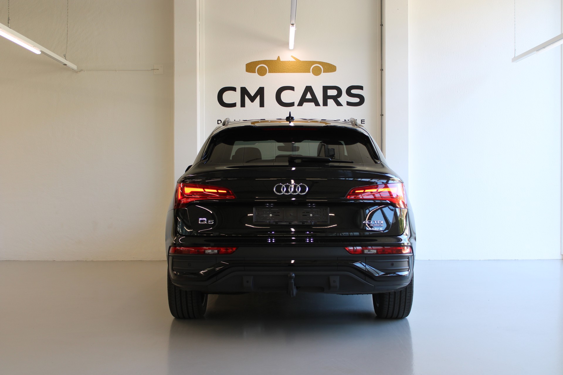 AUDI Q5 Sportback 40 TDI S line quattro S-tronic-image-6