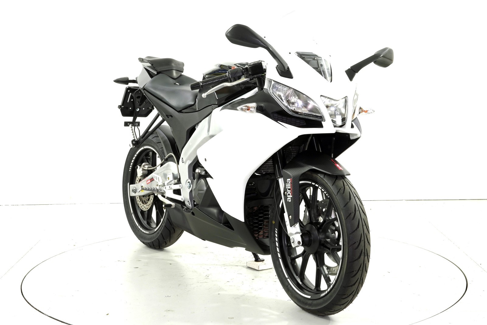 APRILIA RS4 125 ABS-image-1