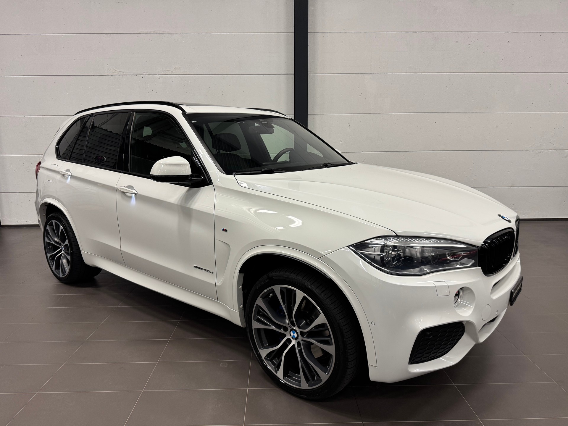 BMW X5 xDrive 40d Steptronic M Paket-showroom-element-3