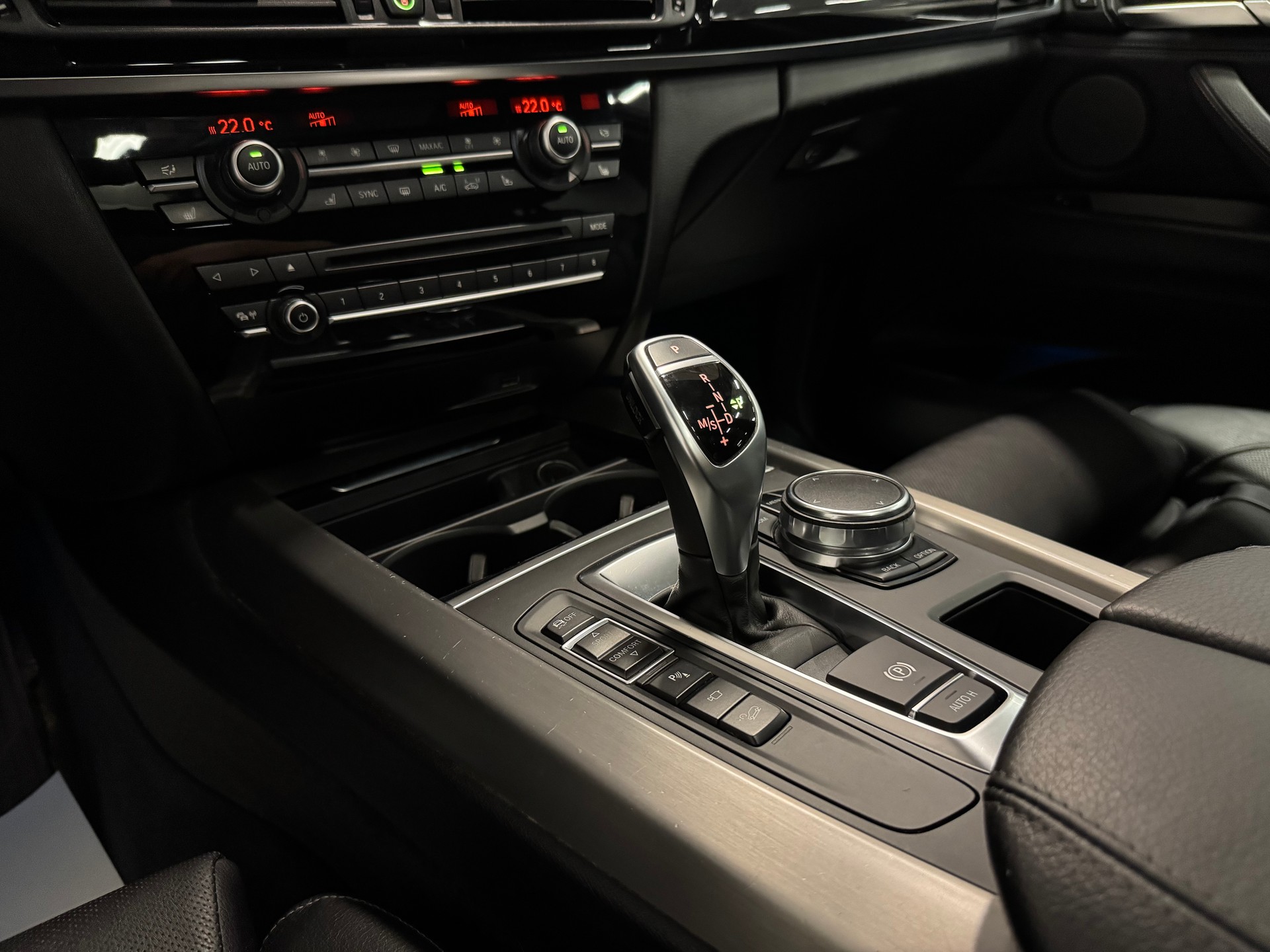 BMW X5 xDrive 40d Steptronic M Paket-image-27