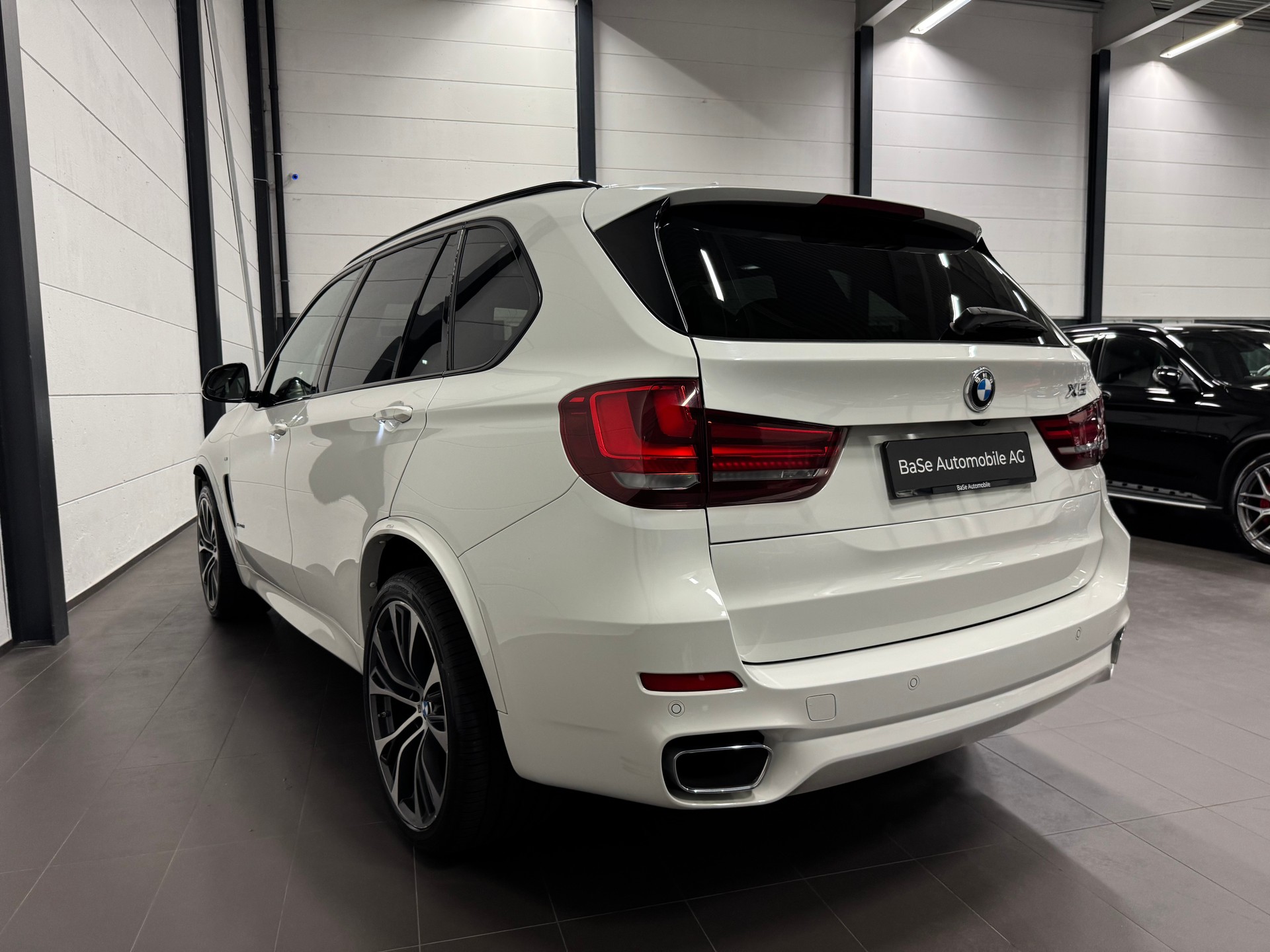 BMW X5 xDrive 40d Steptronic M Paket-image-14