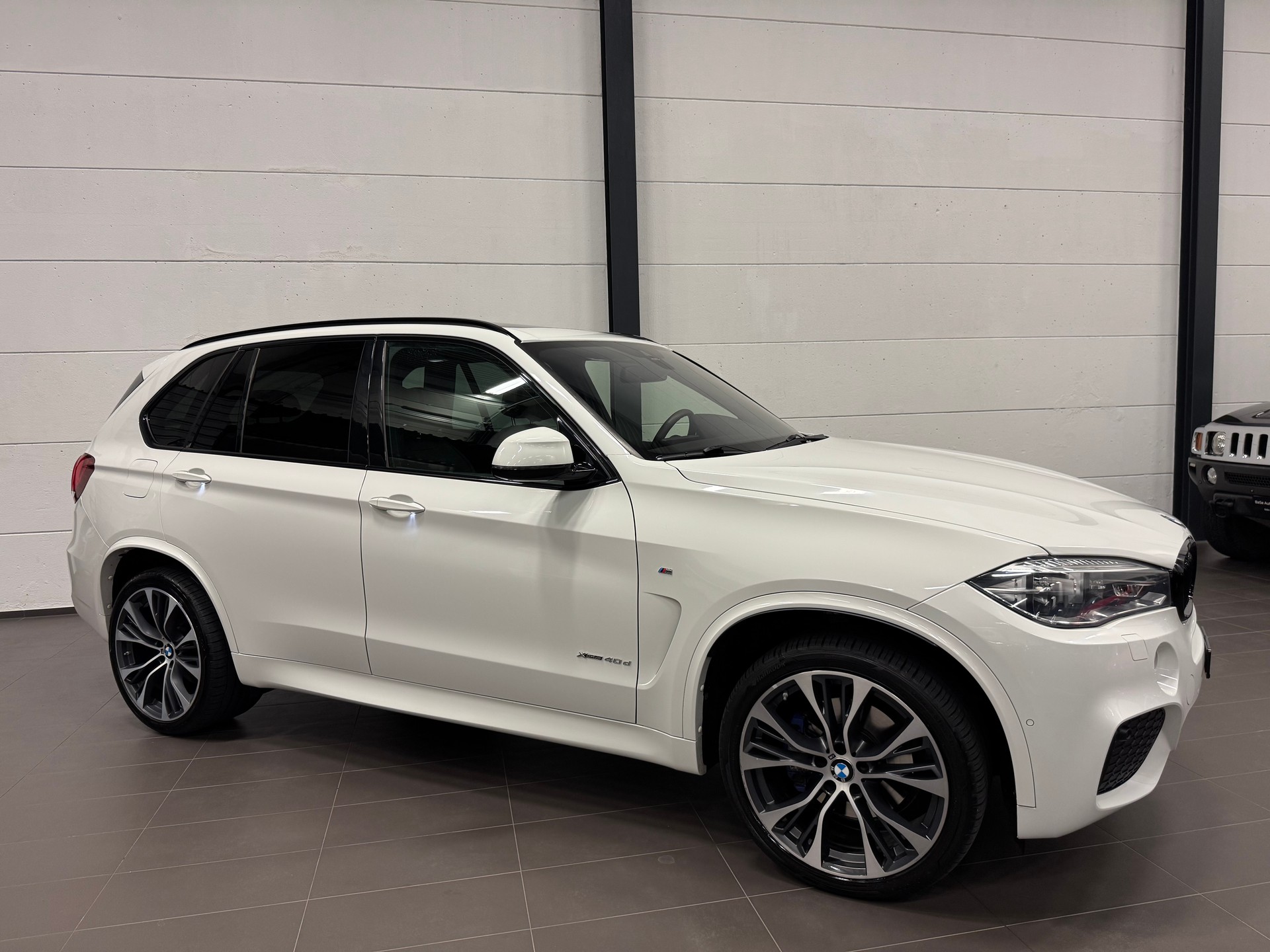 BMW X5 xDrive 40d Steptronic M Paket-showroom-element-1