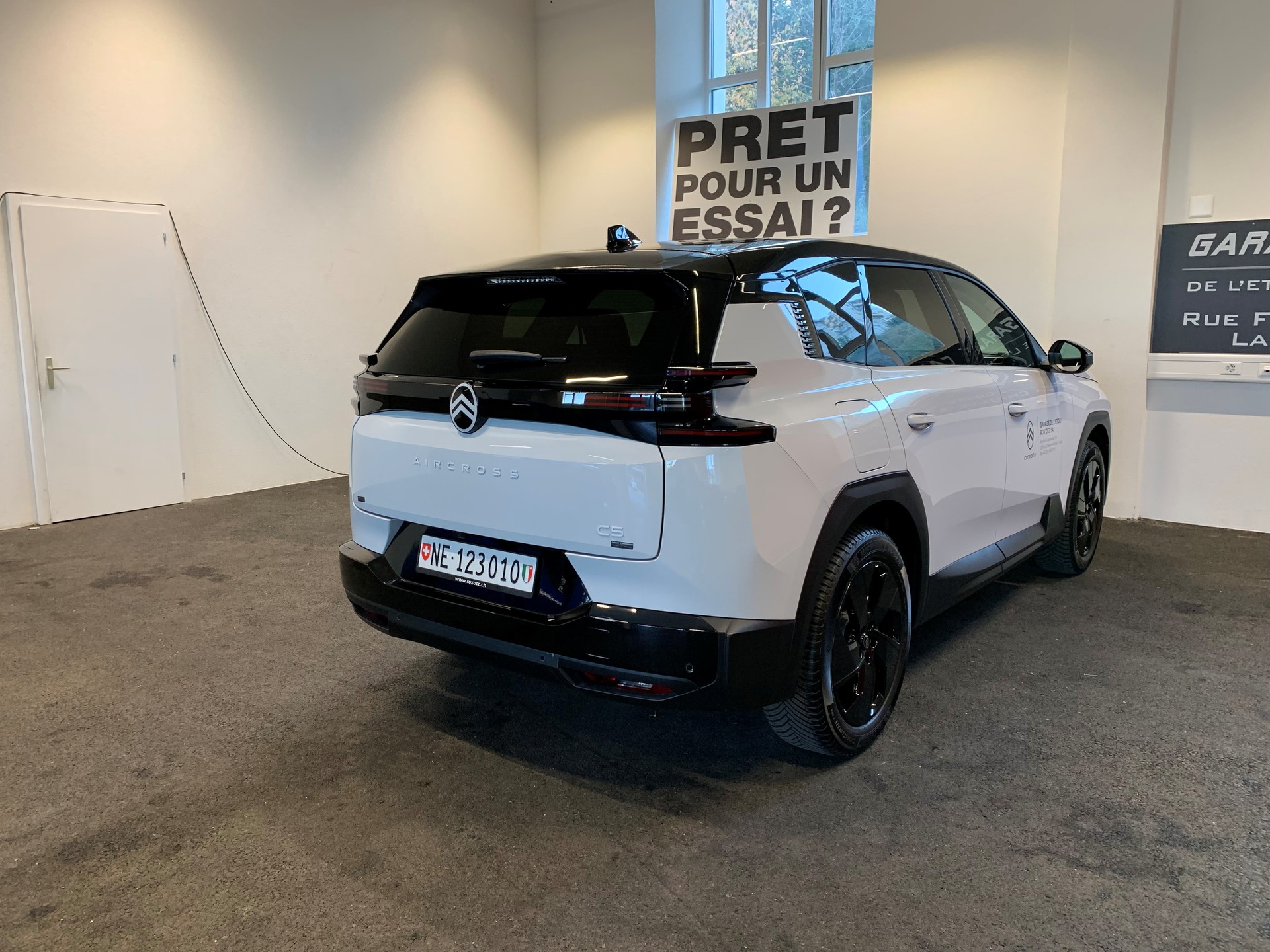CITROEN C5 Aircross 1.2 HEV Max Automat-image-5