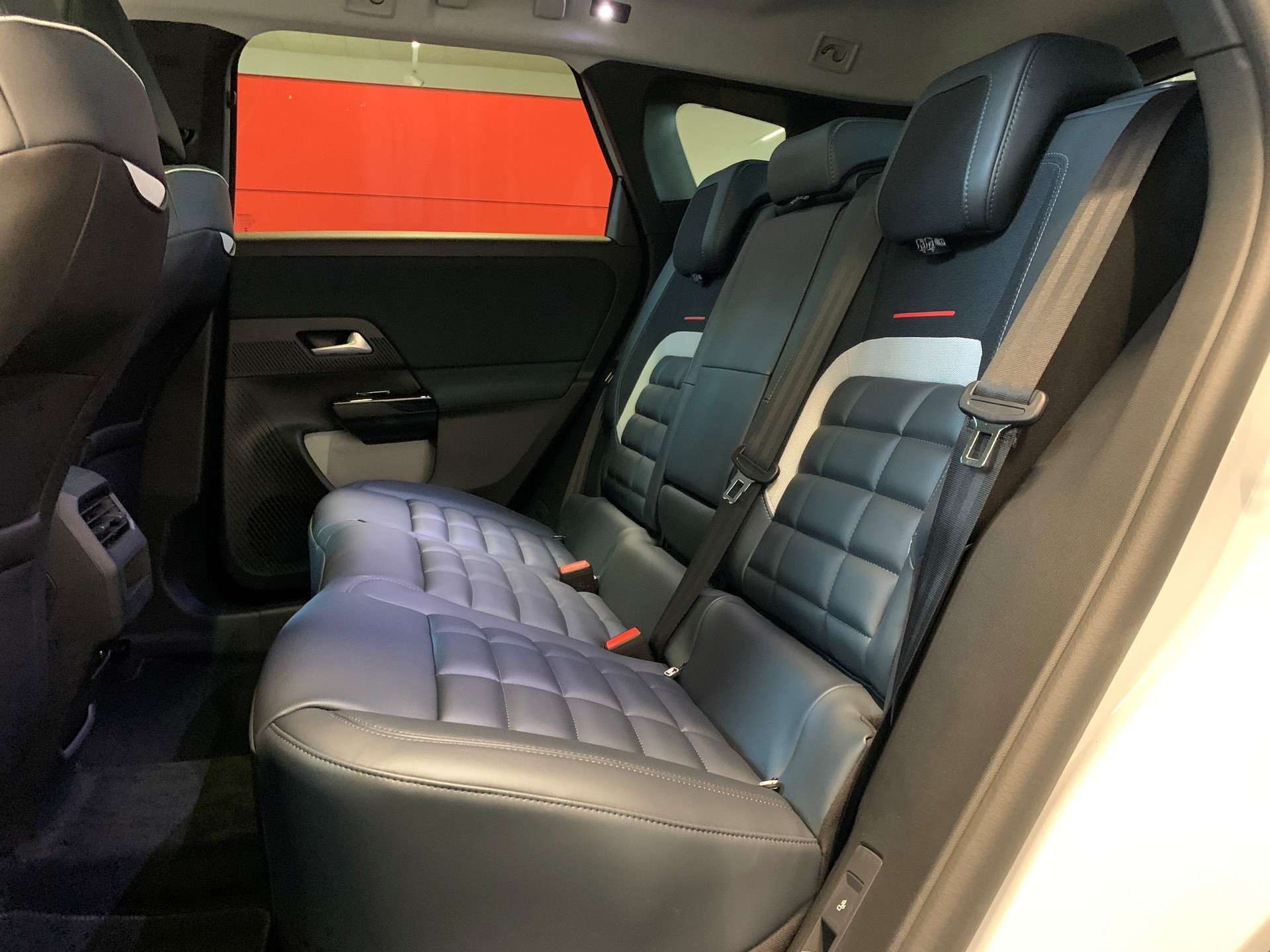 CITROEN C5 Aircross 1.2 HEV Max Automat-image-10
