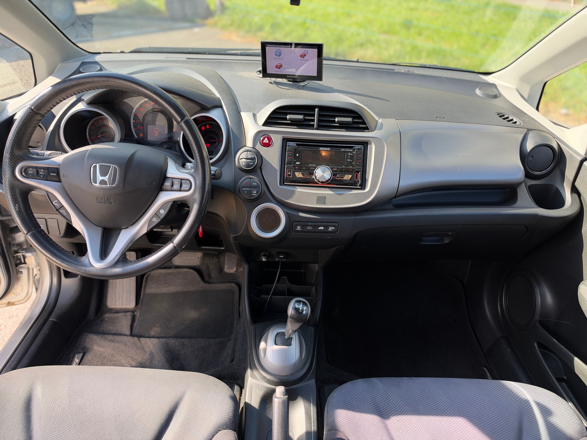 HONDA Jazz 1.4i Elegance i-Shift-image-8