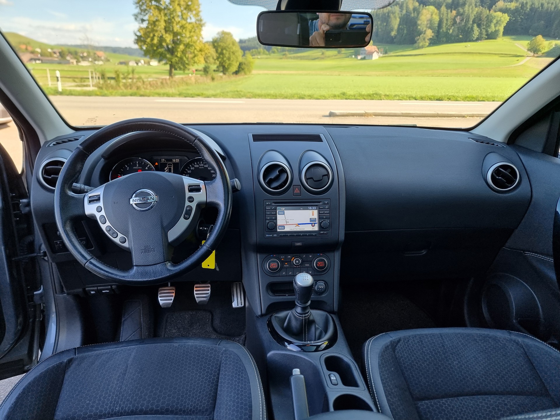 NISSAN Qashqai +2 1.6 dCi iStop tekna-image-3